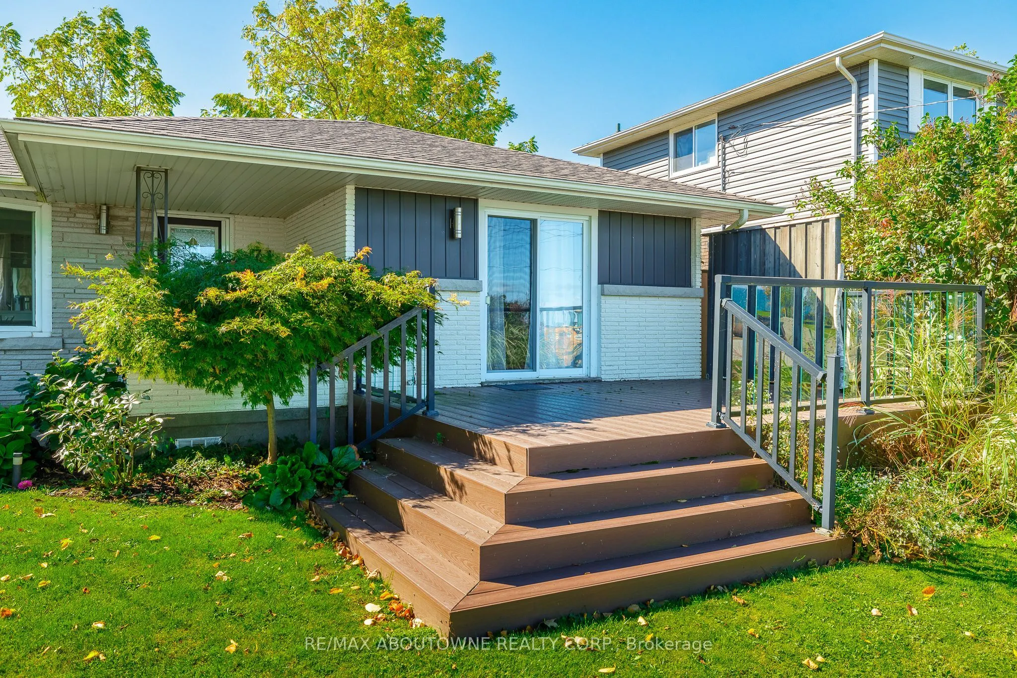 71 Lakeside Drive #Lower