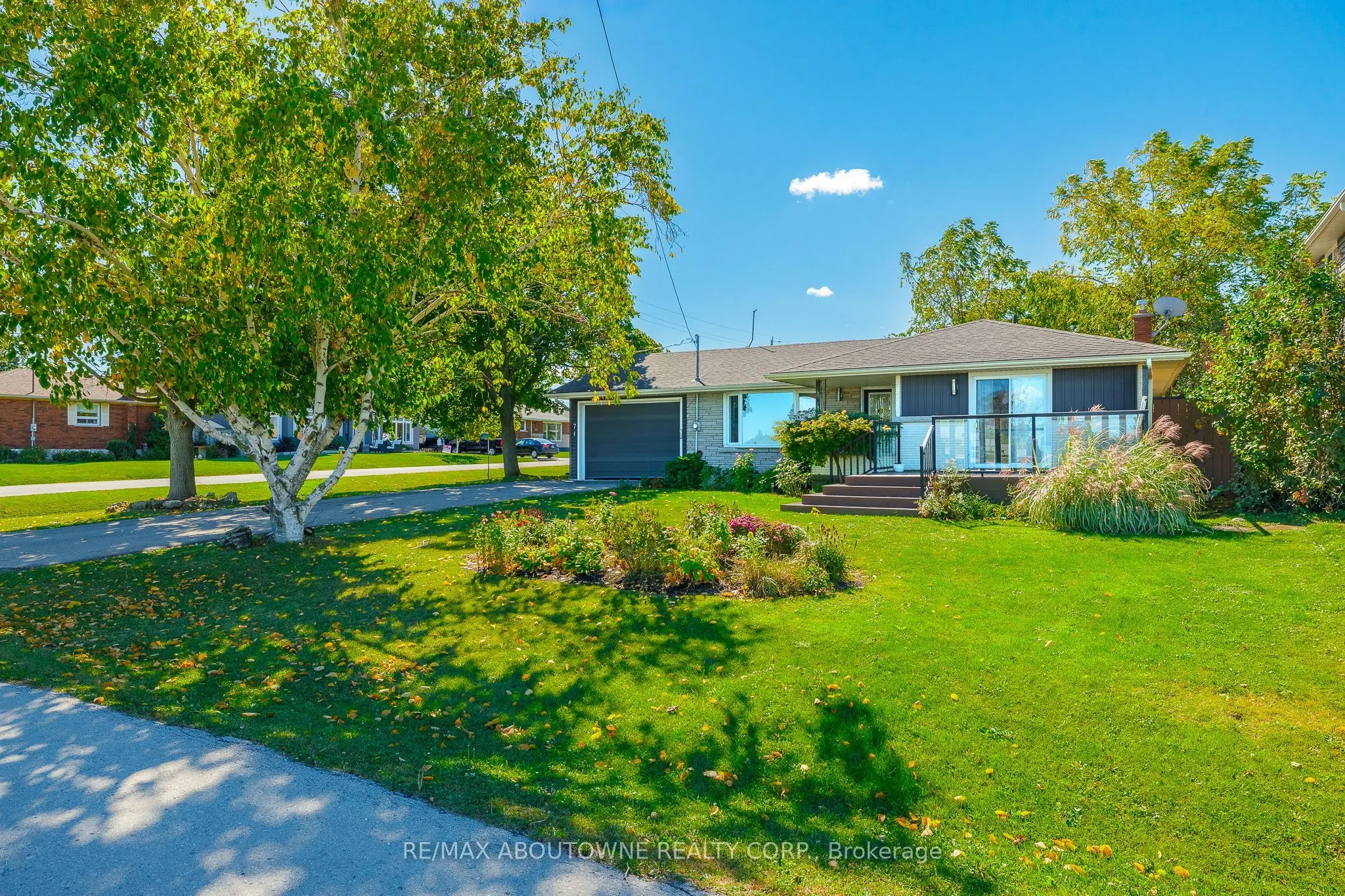 71 Lakeside Drive #Lower