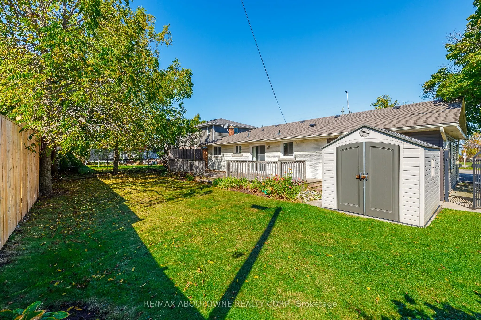 71 Lakeside Drive #Lower