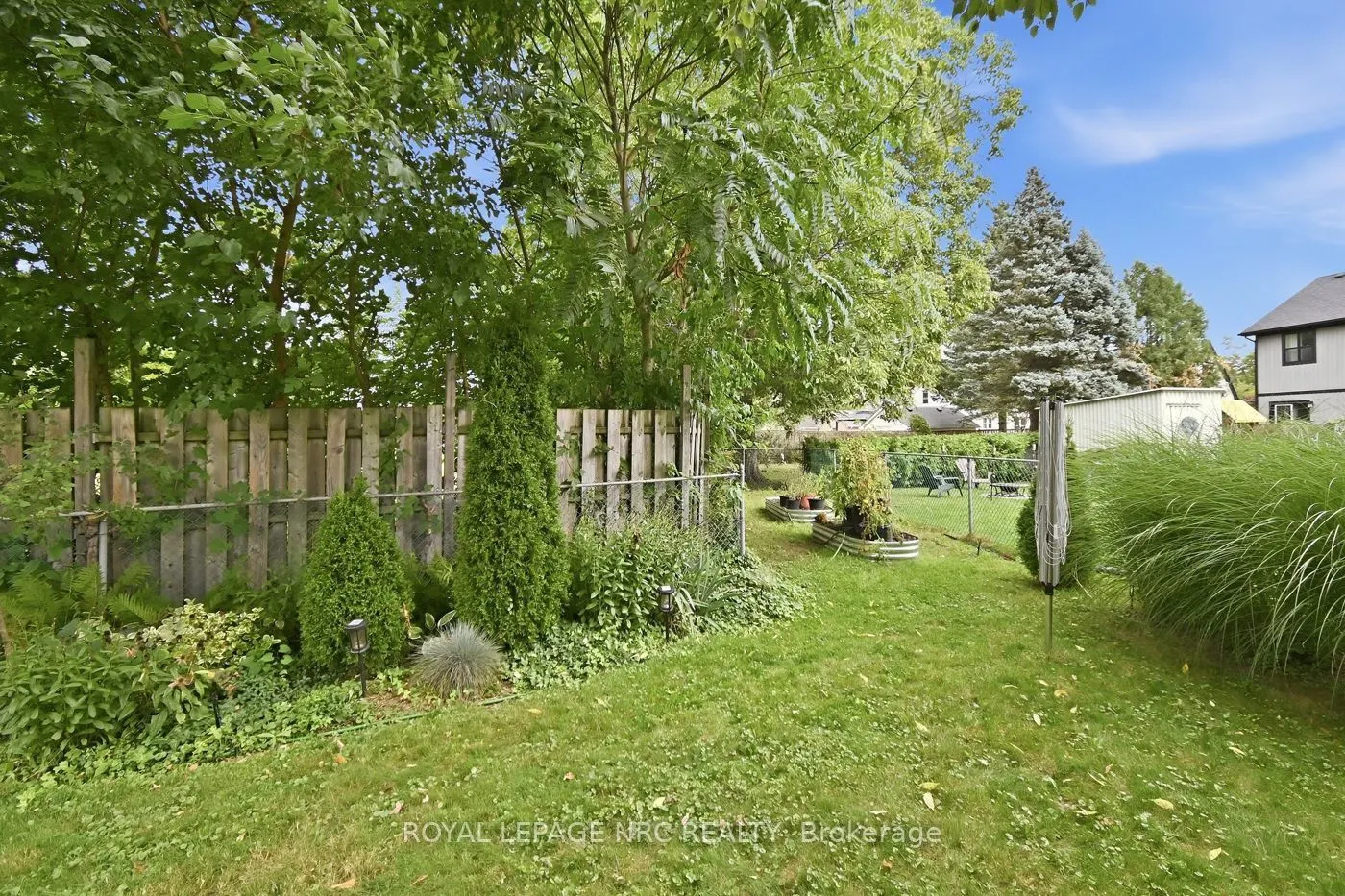17 Winston Road