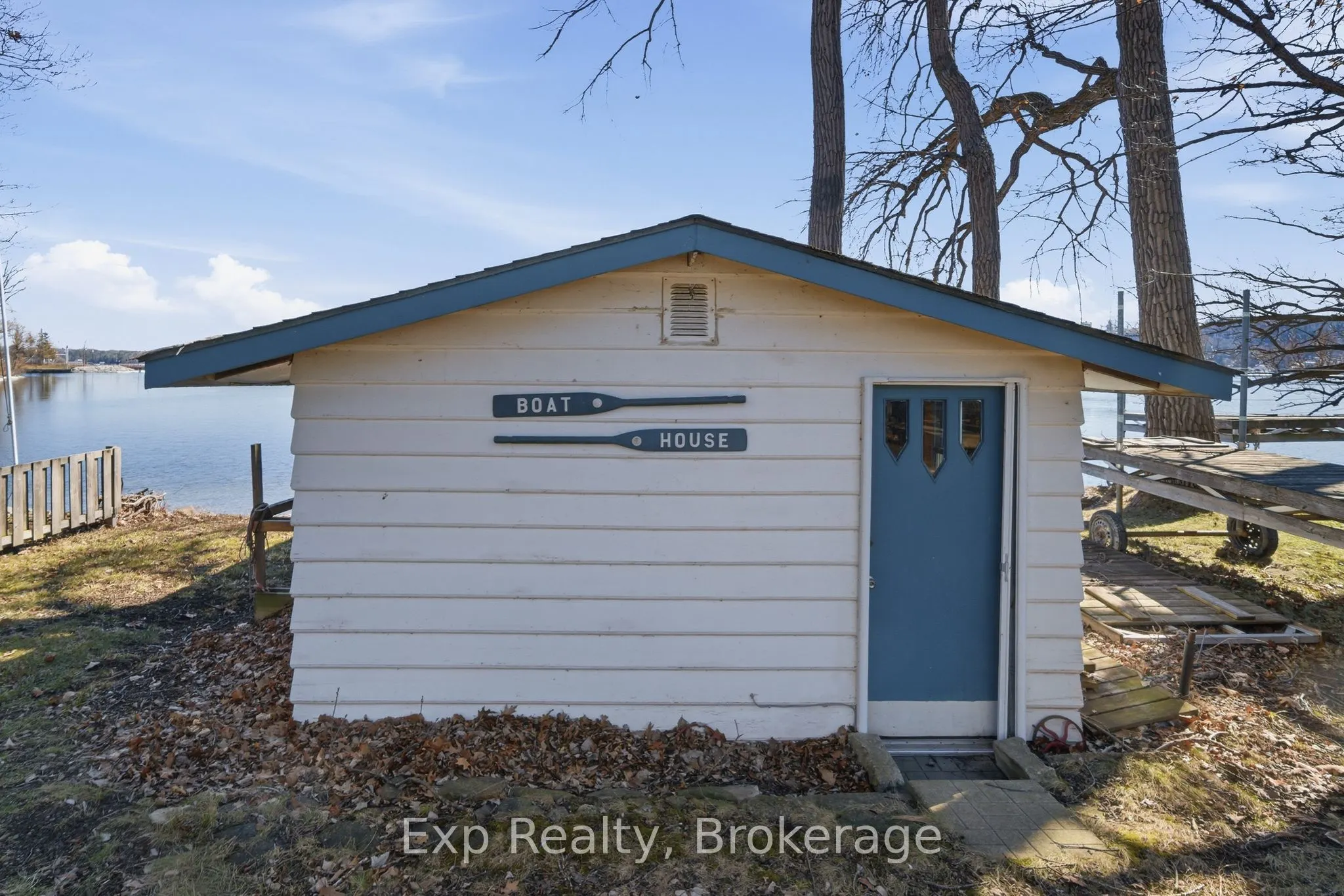 32 Quinte View Road