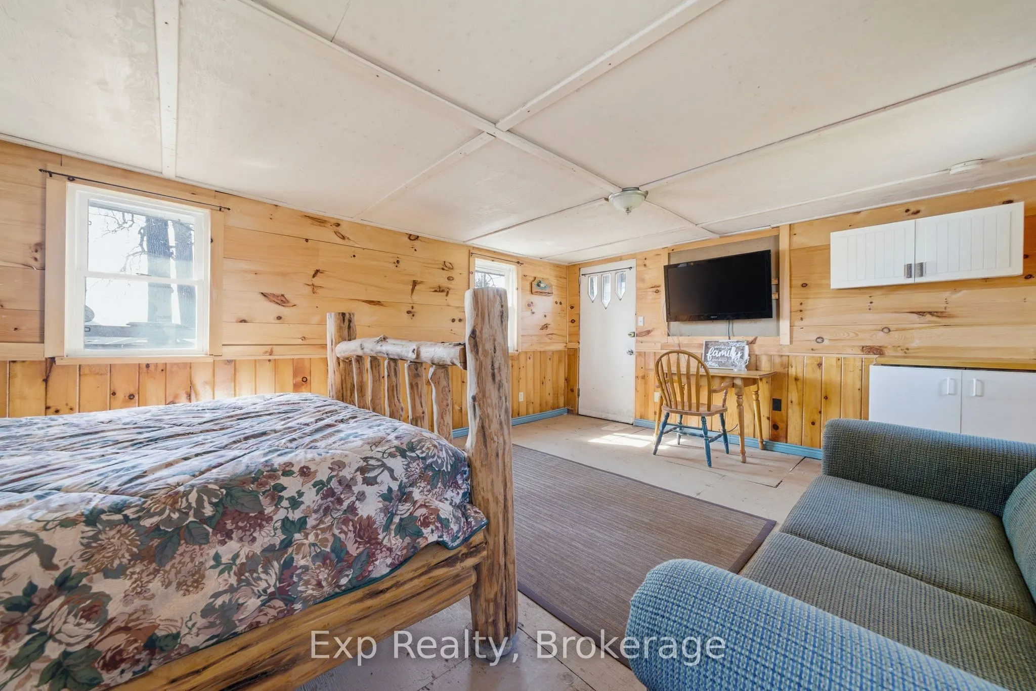 32 Quinte View Road