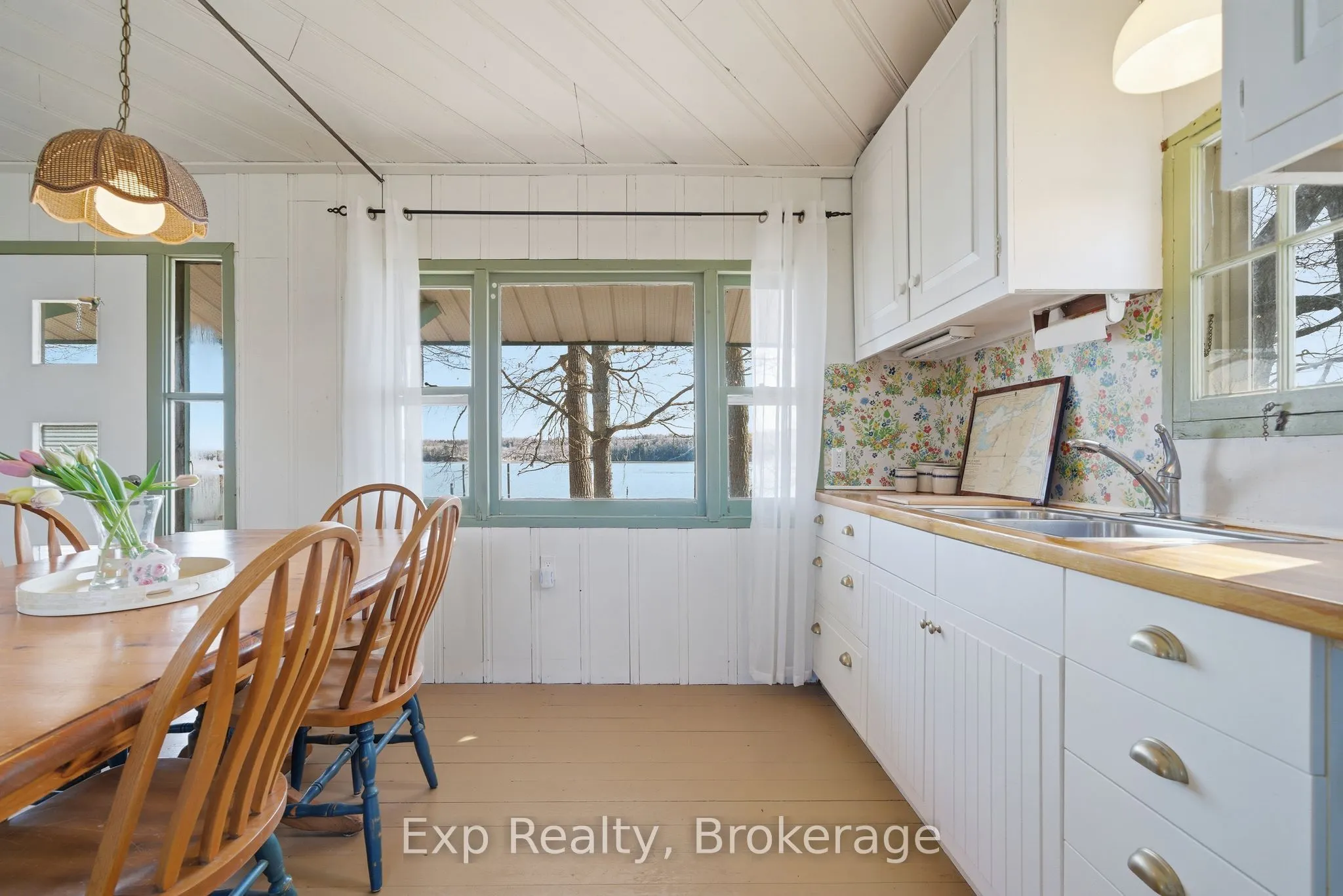 32 Quinte View Road