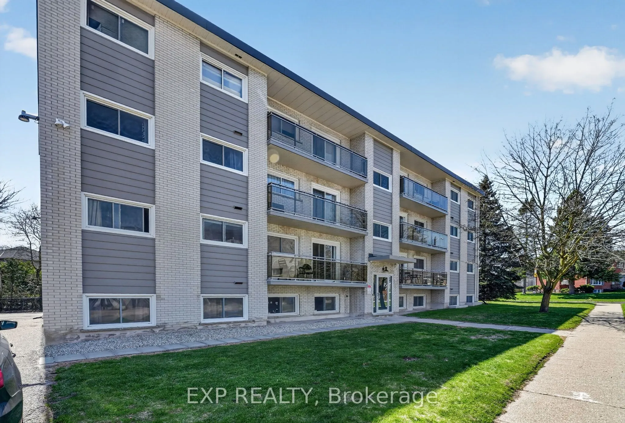 81 Kenwood Drive