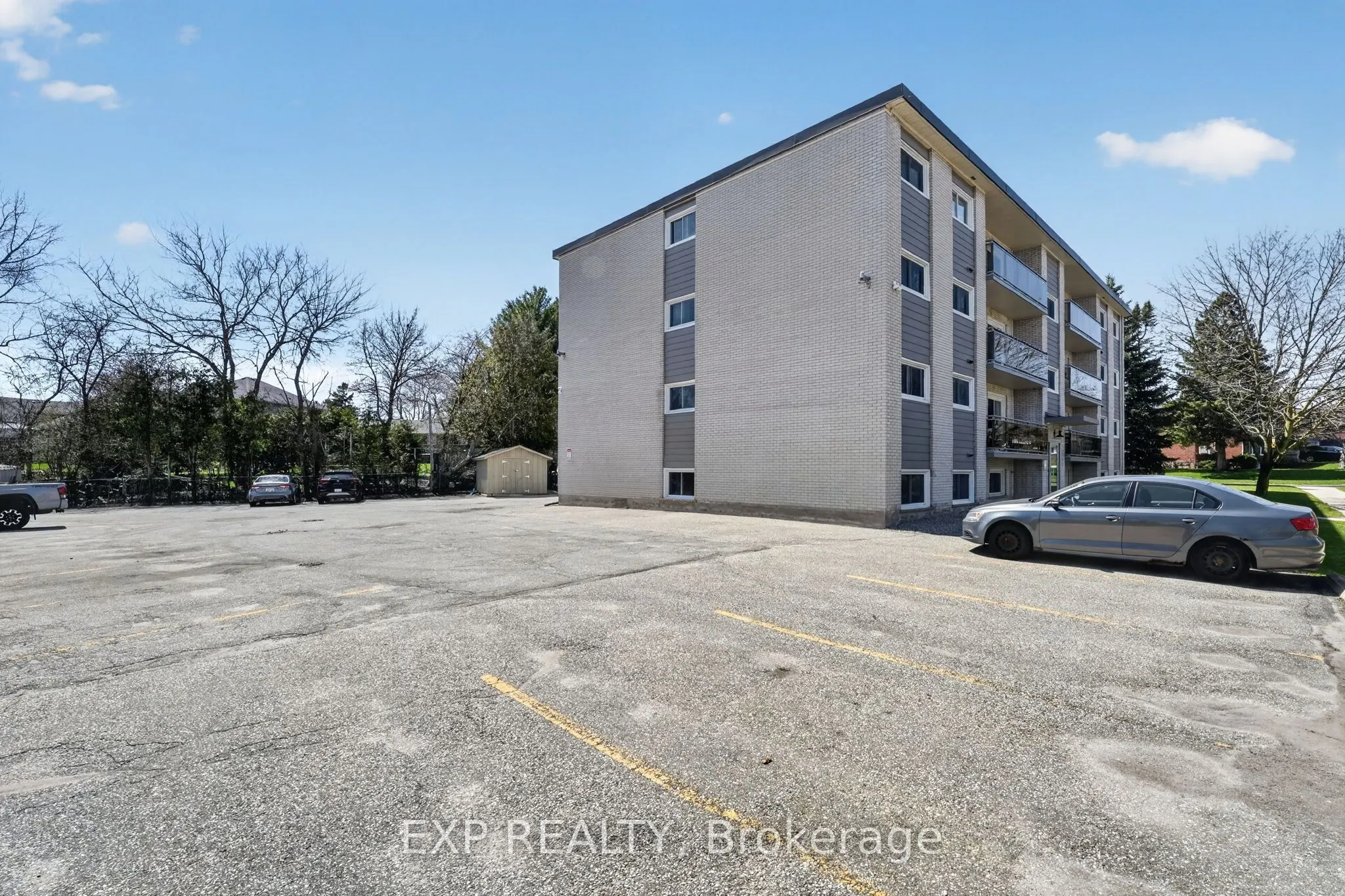 81 Kenwood Drive