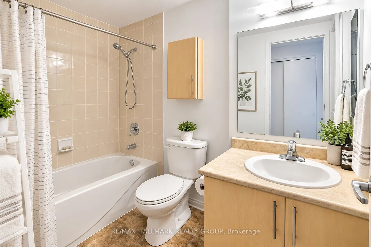 200 LETT Street #302