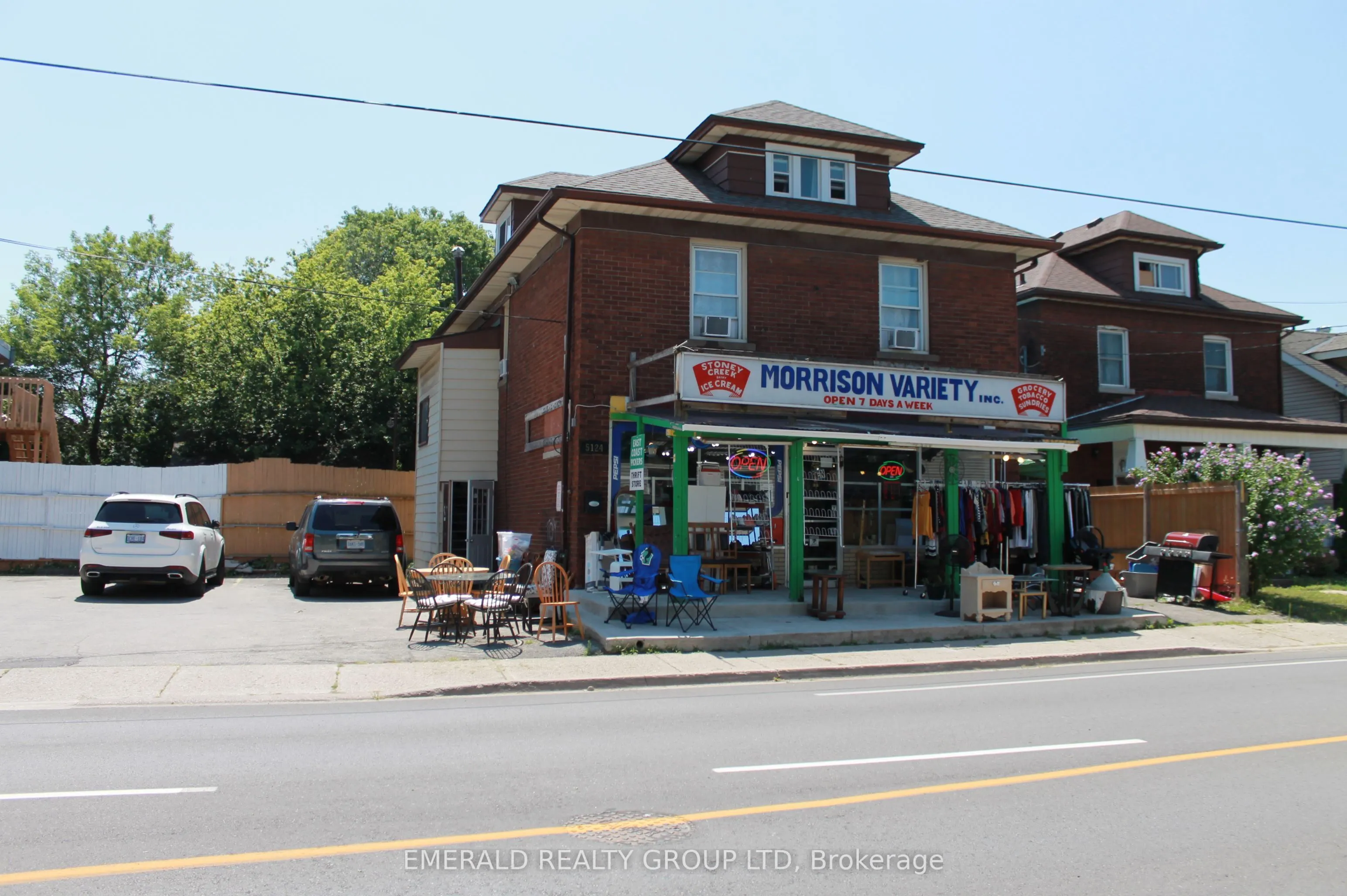 5124 Morrison Street