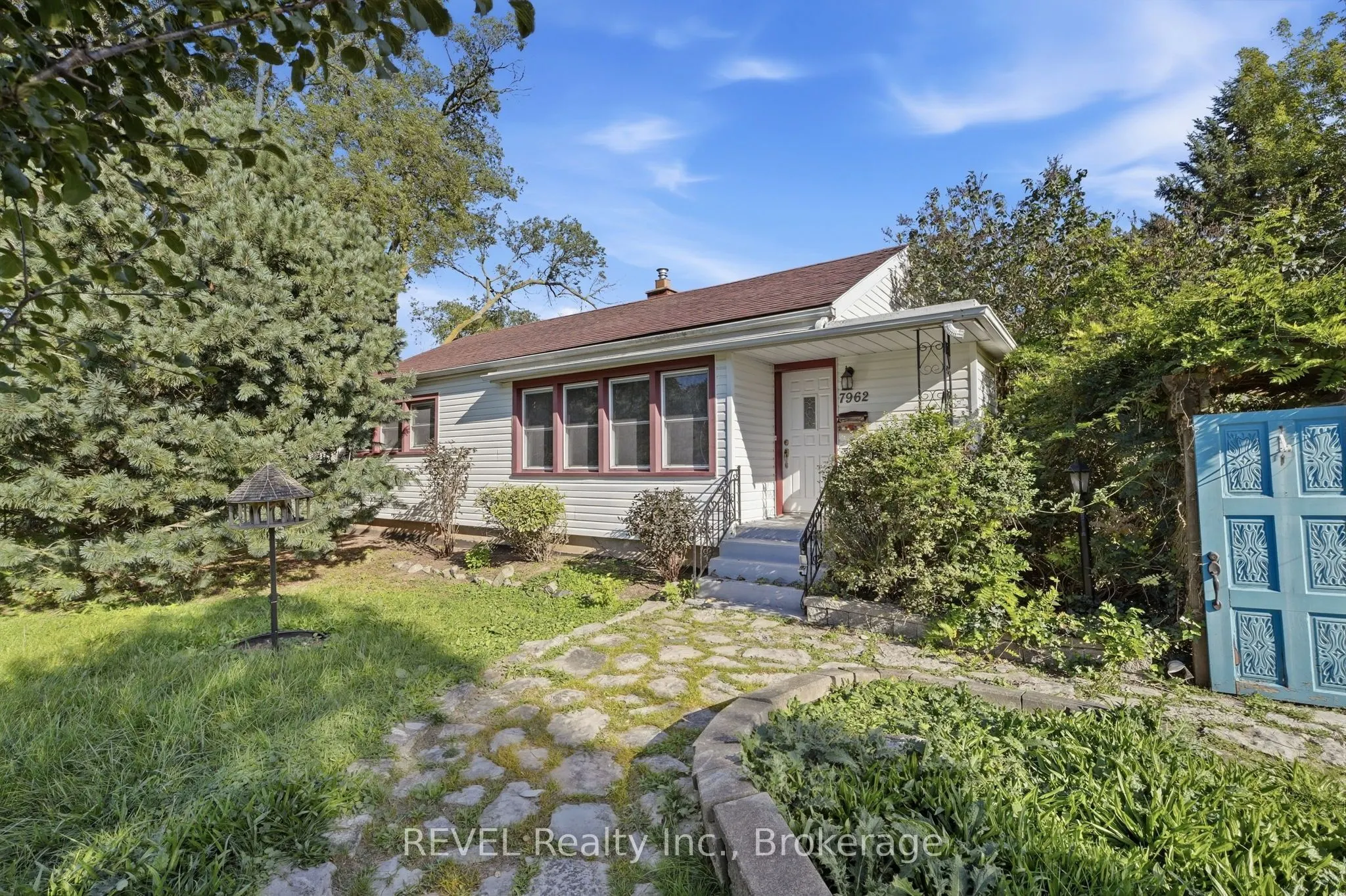 7962 Booth Street