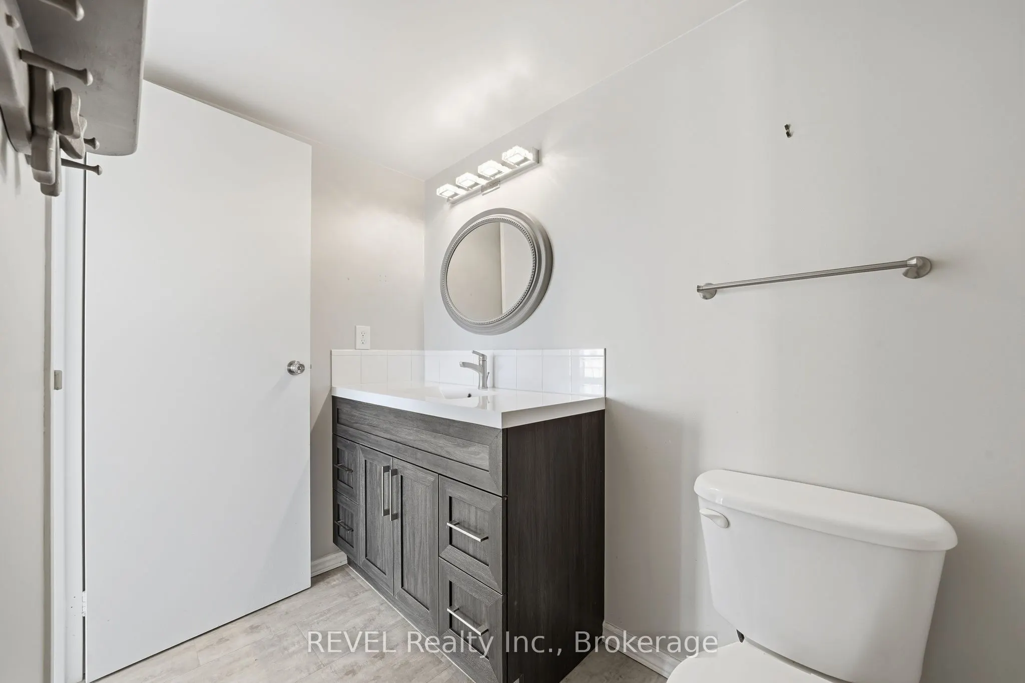 350 Front Street #1006