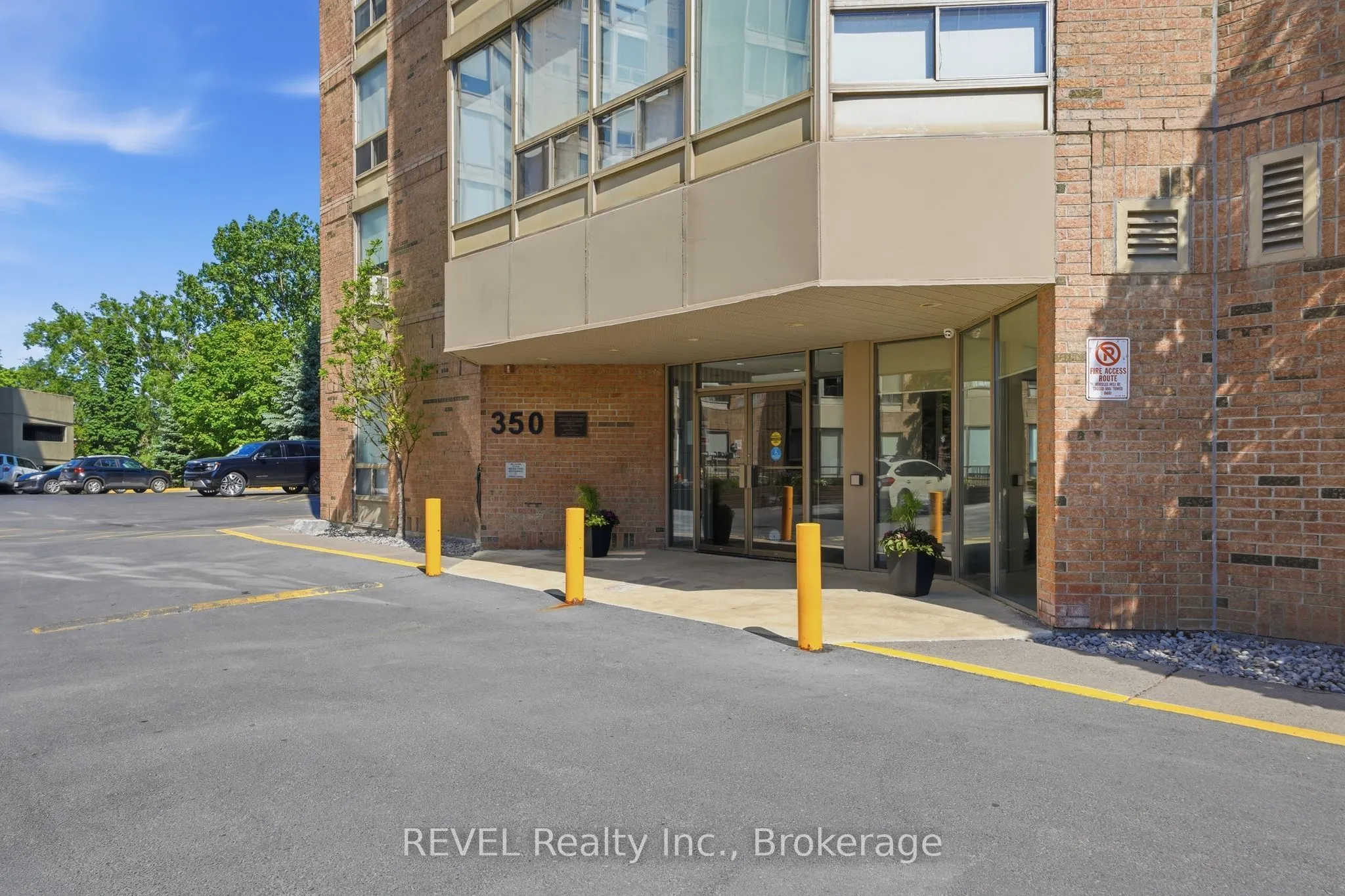 350 Front Street #1006