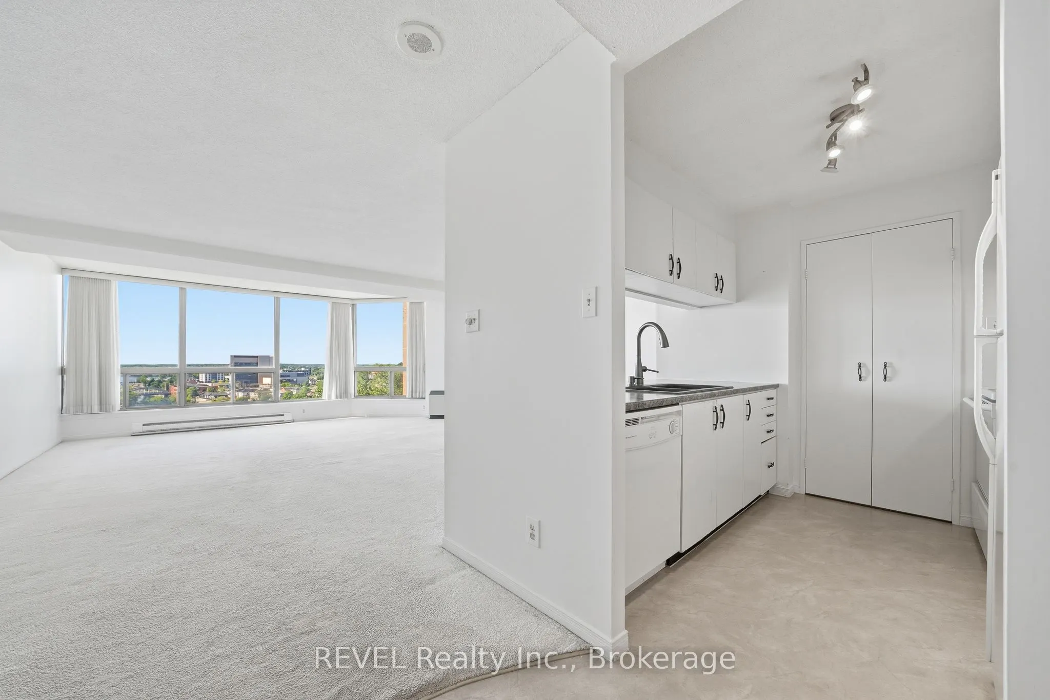 350 Front Street #1006