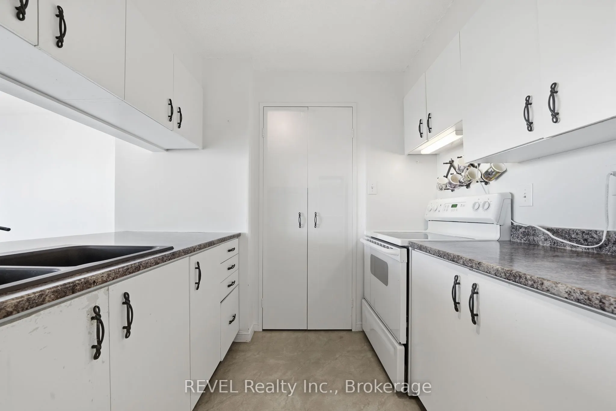 350 Front Street #1006