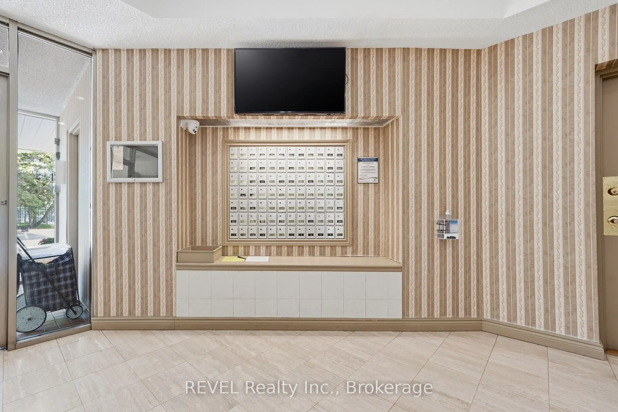 350 Front Street #1006