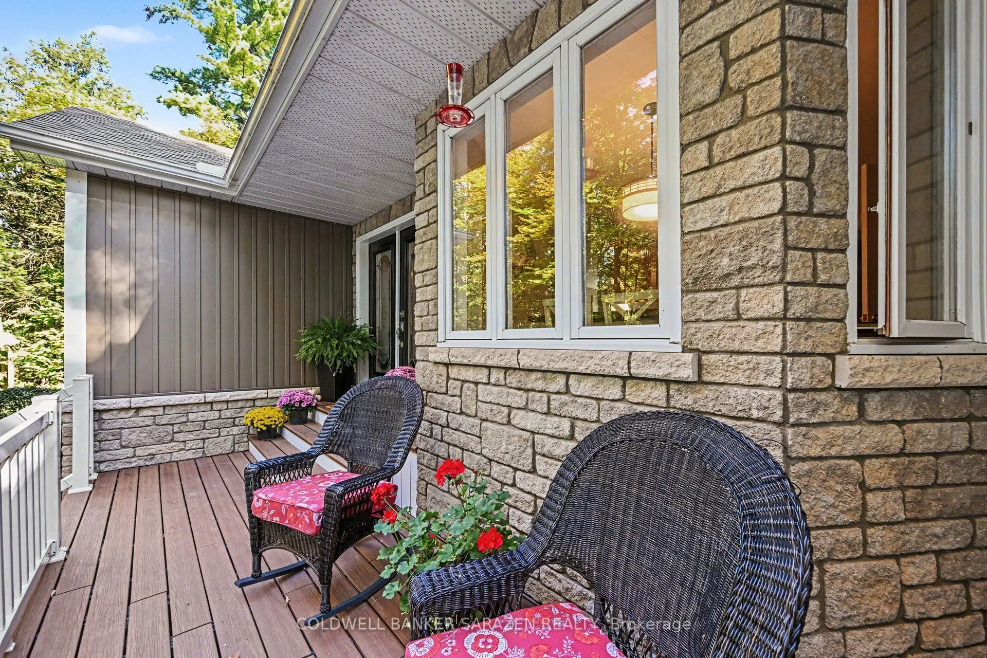 77 Lorlei Drive