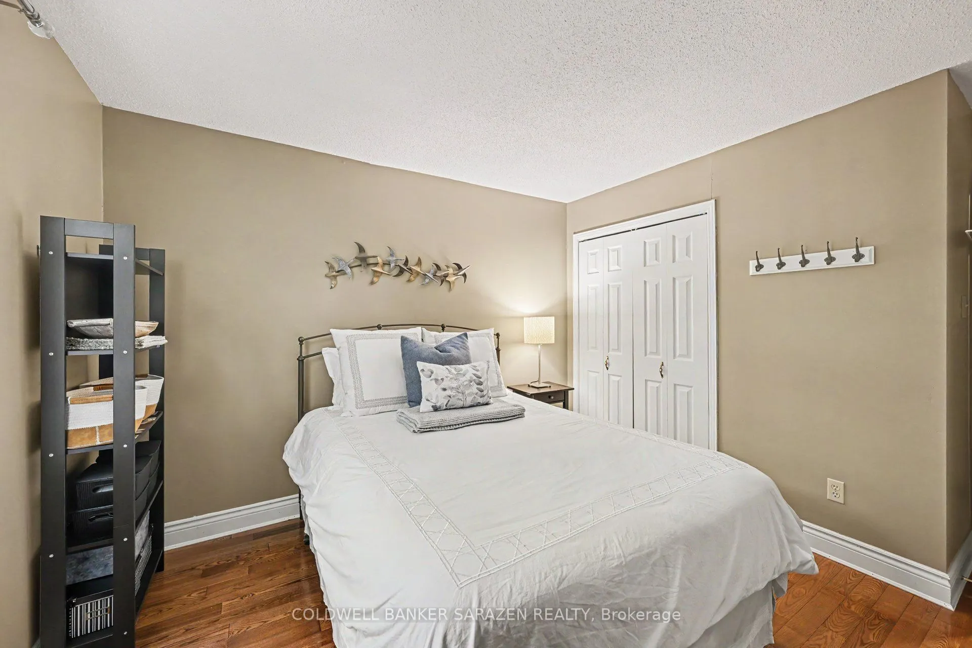 77 Lorlei Drive