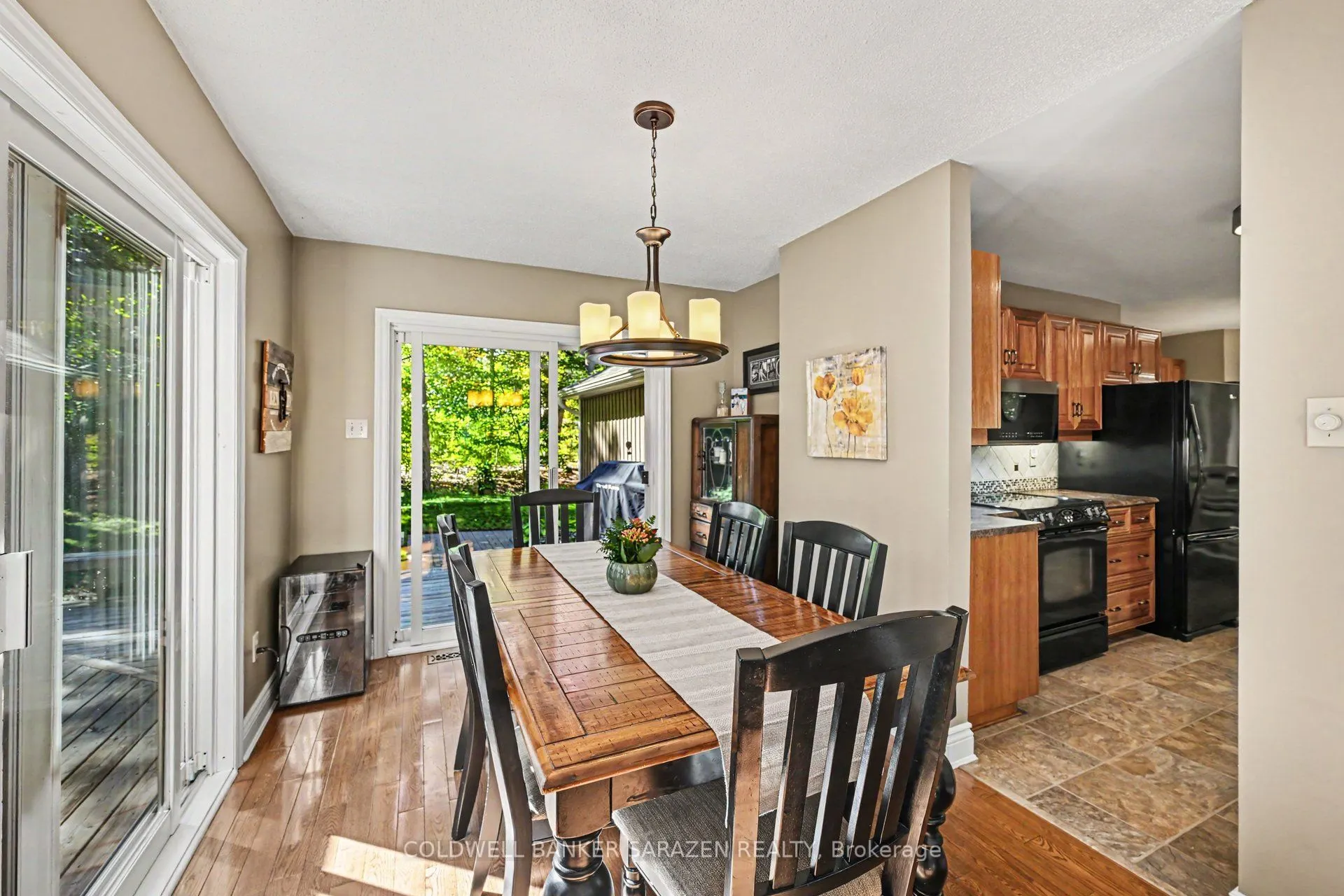 77 Lorlei Drive