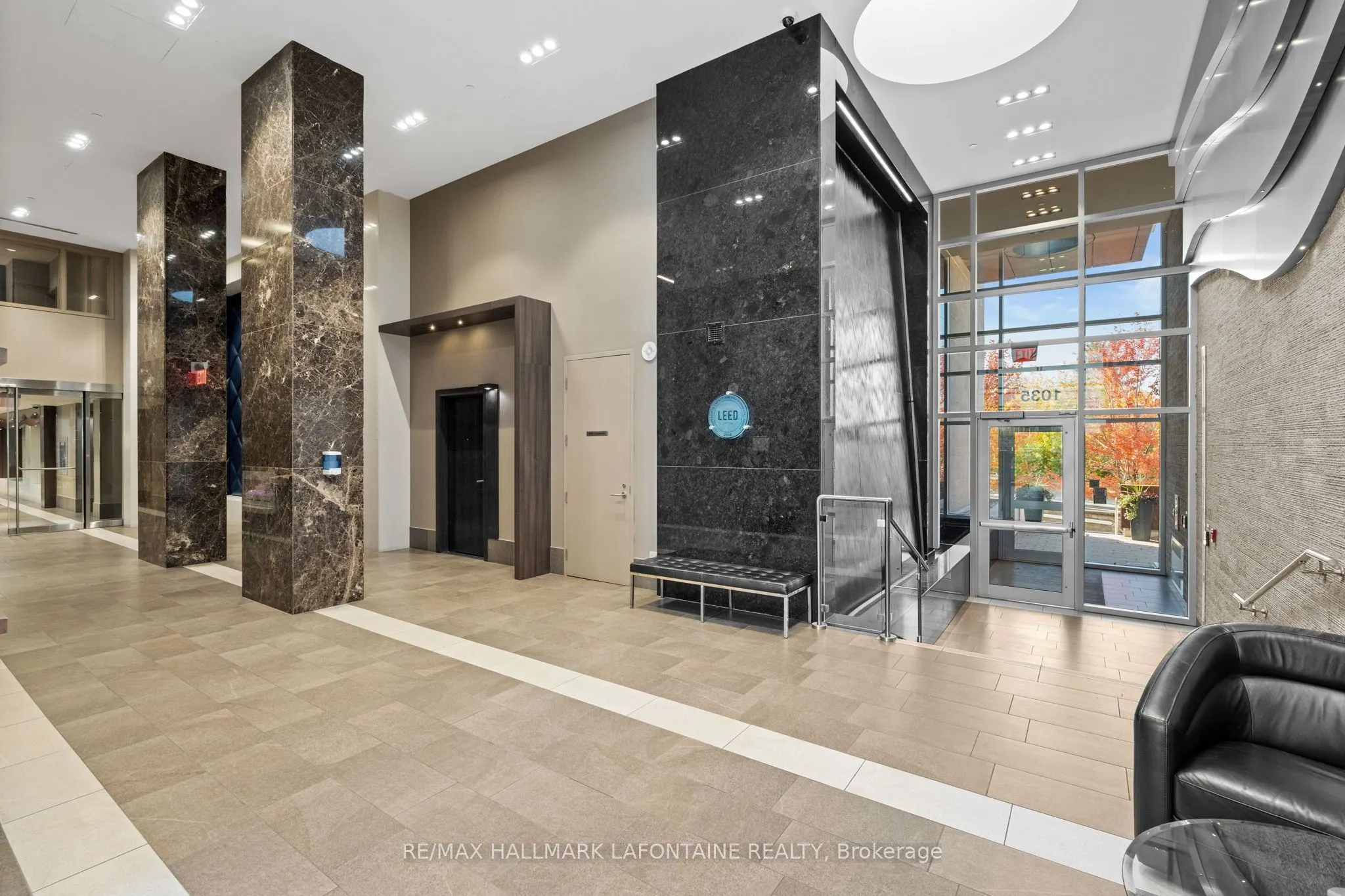 1035 Bank Street #509