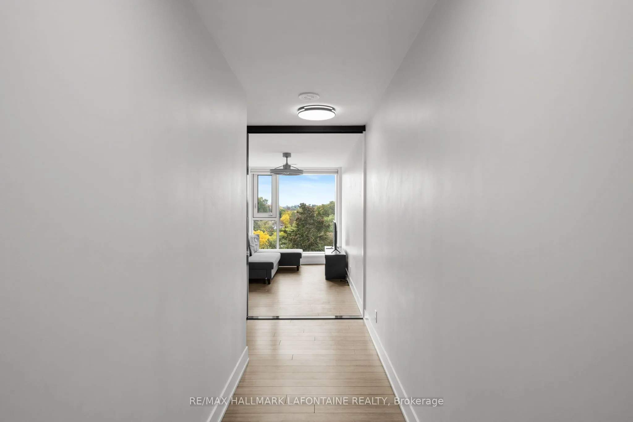 1035 Bank Street #509