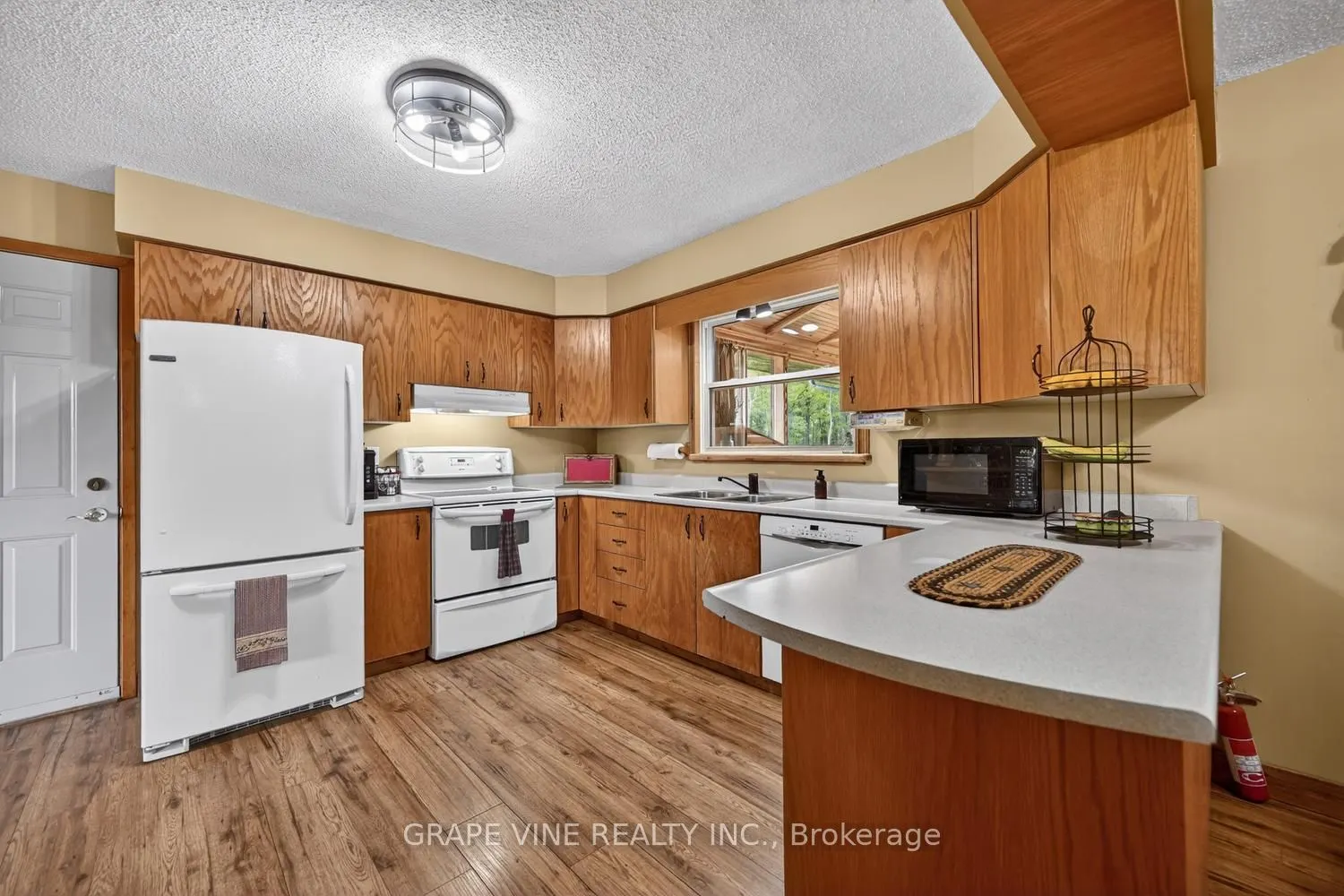 842 Port Elmsley Road