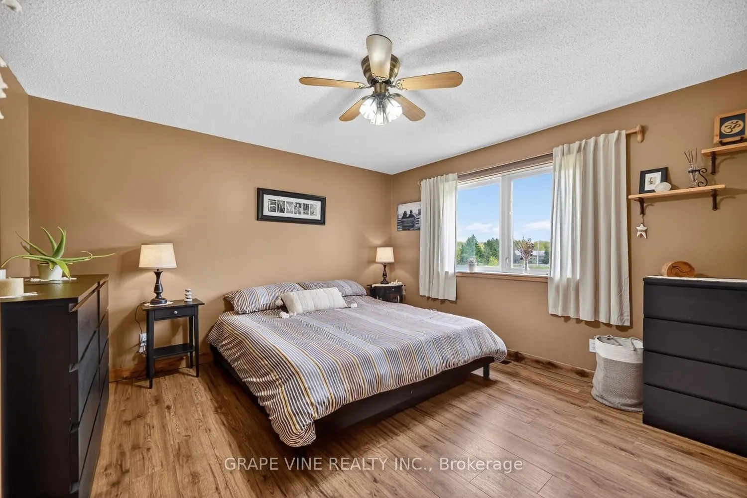 842 Port Elmsley Road