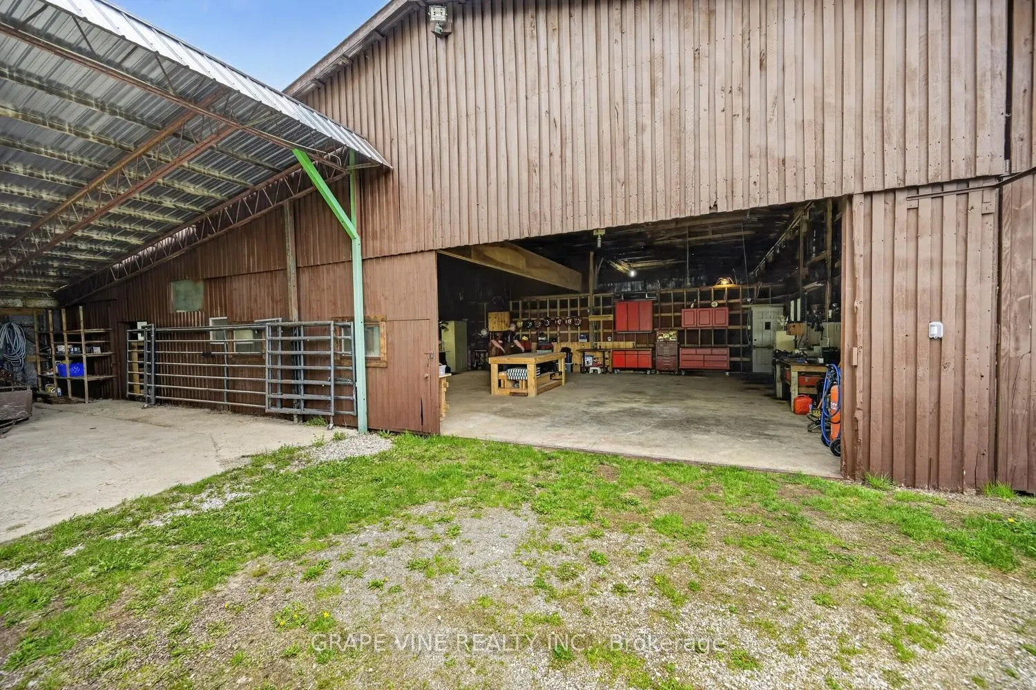 842 Port Elmsley Road
