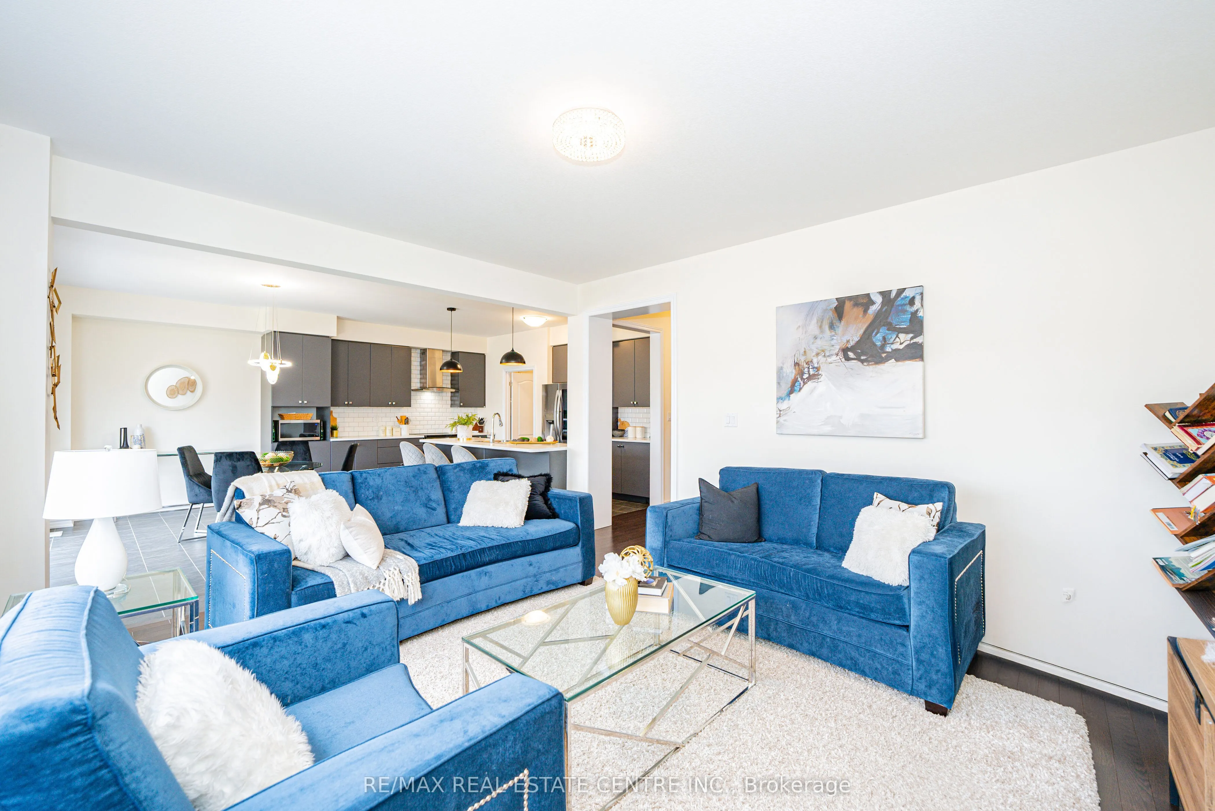 22 Oaktree Drive