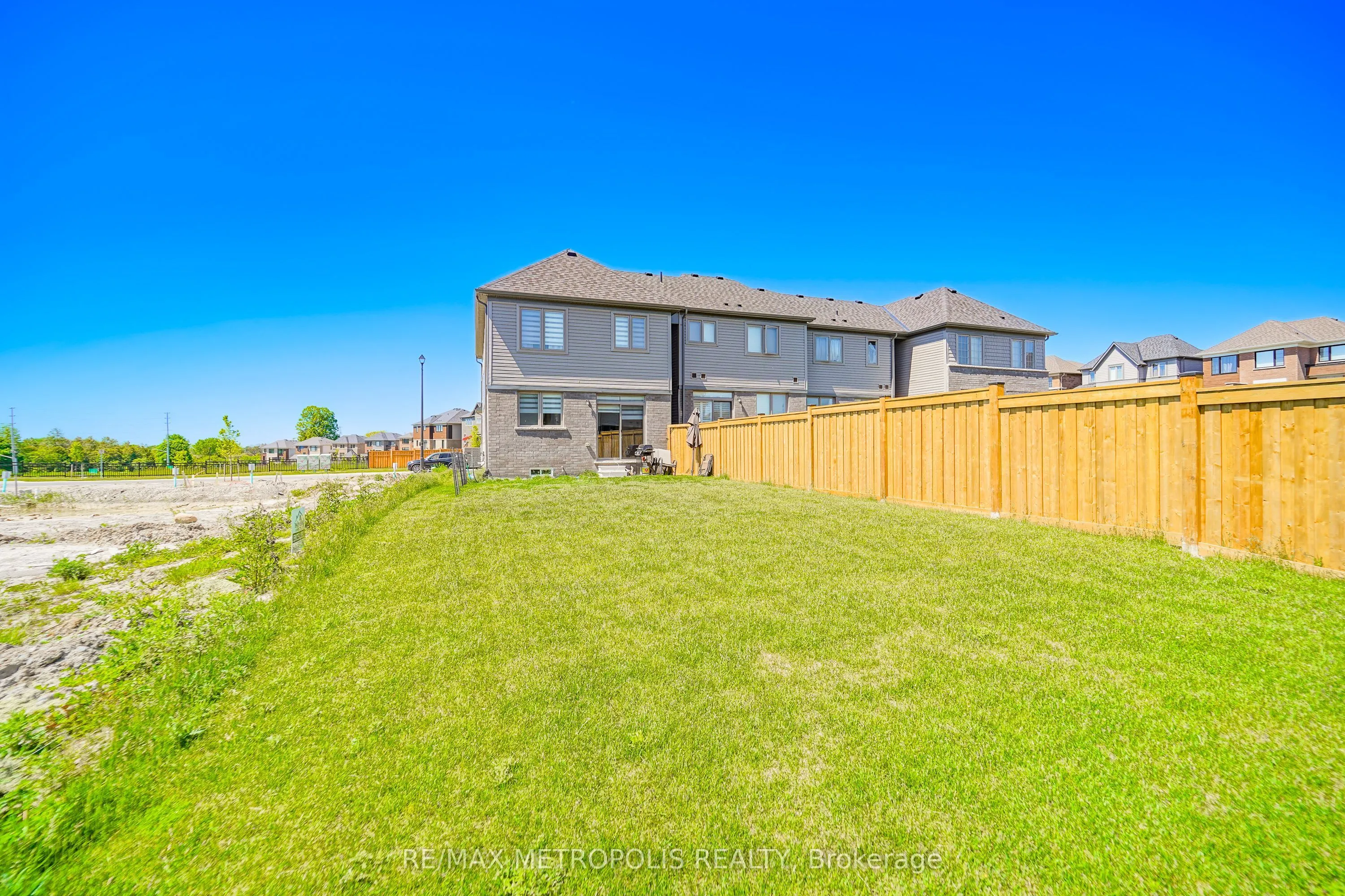 421 TREVOR Street