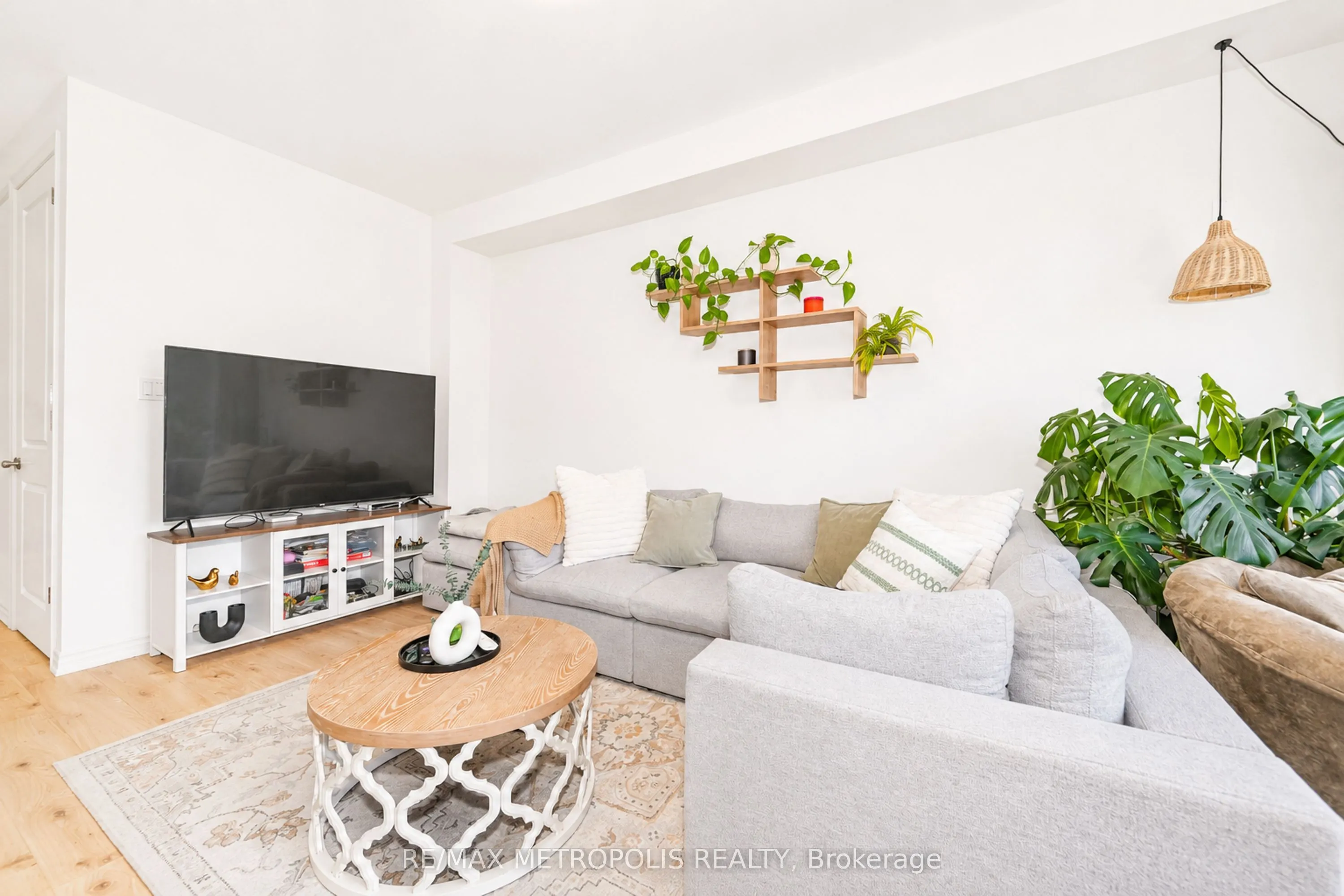 421 TREVOR Street
