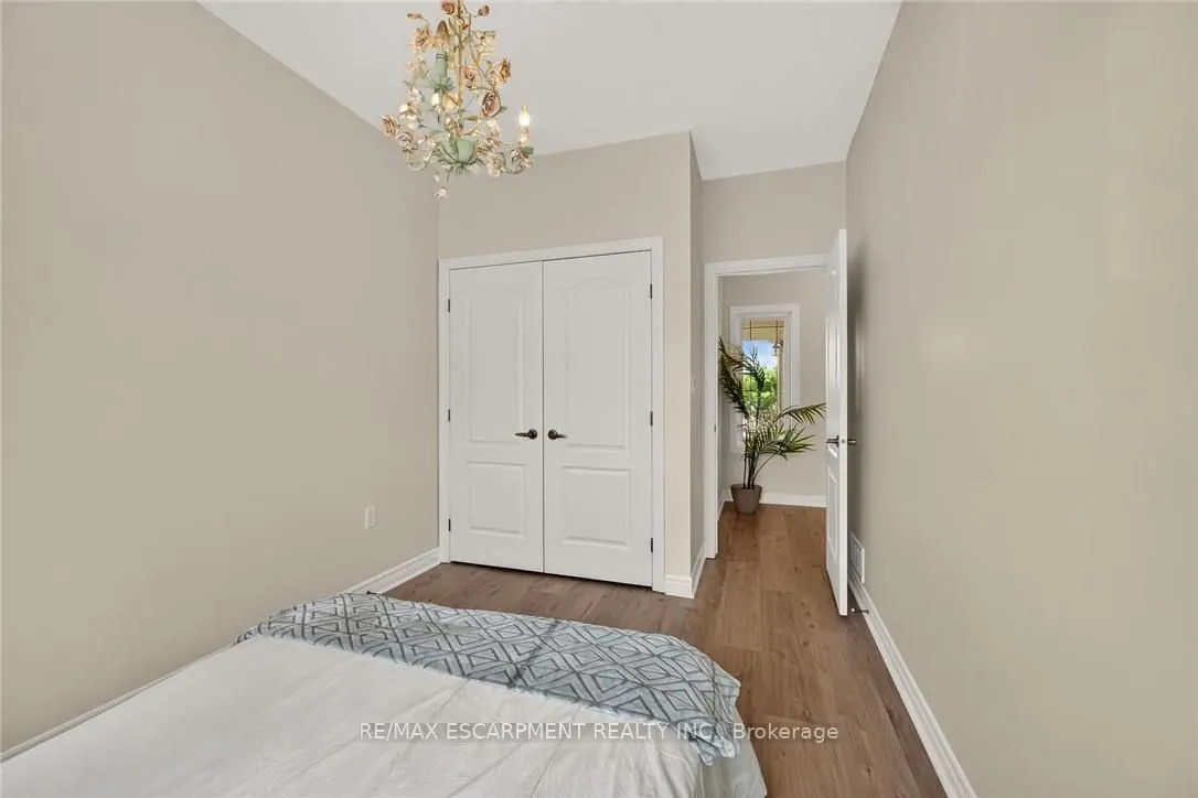 14 Ecker Lane #14