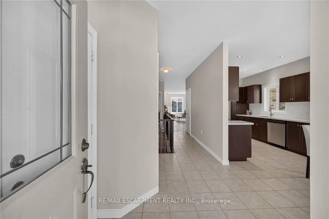 14 Ecker Lane #14