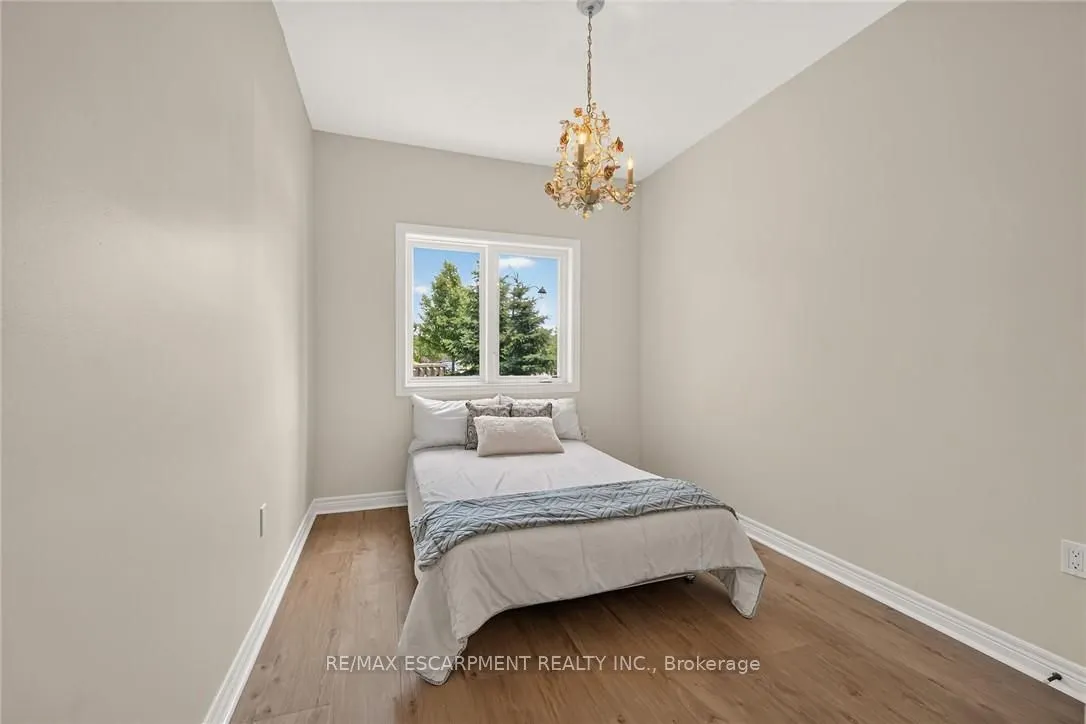 14 Ecker Lane #14