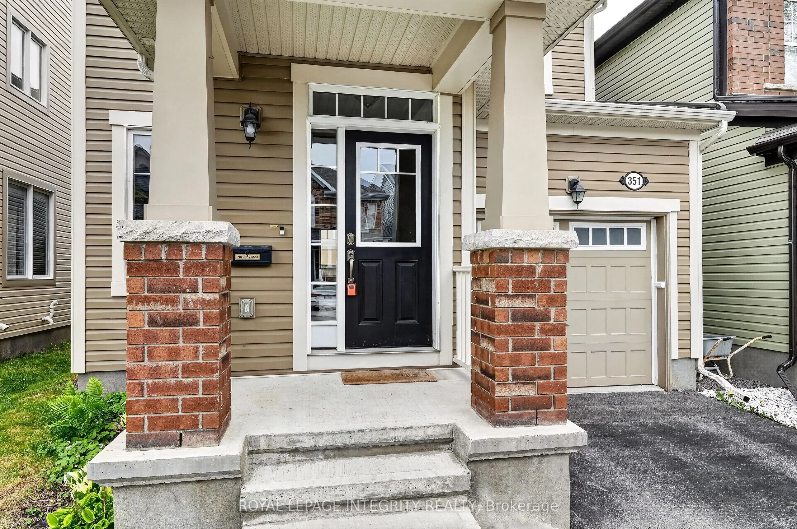 351 Gallantry Way