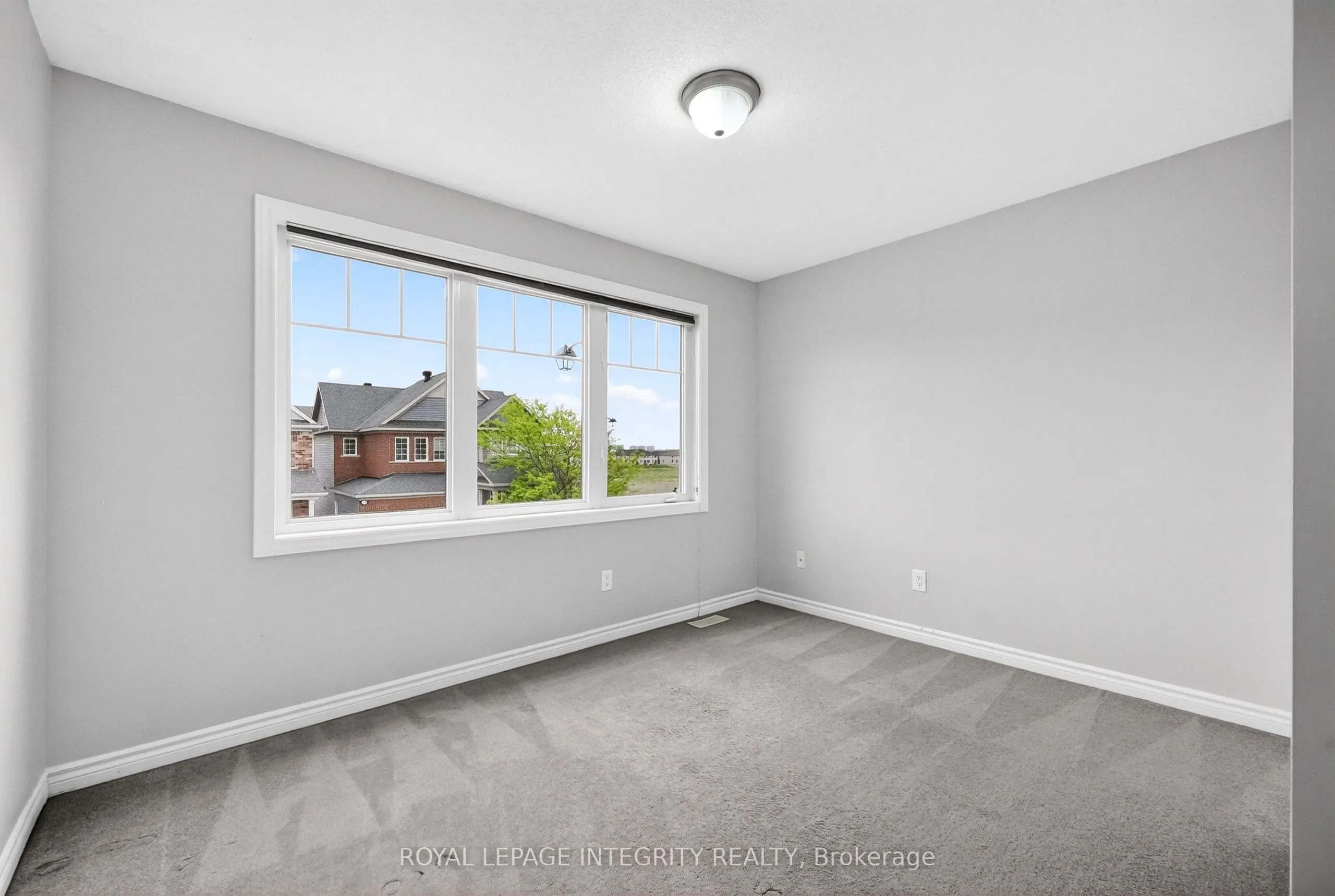 351 Gallantry Way