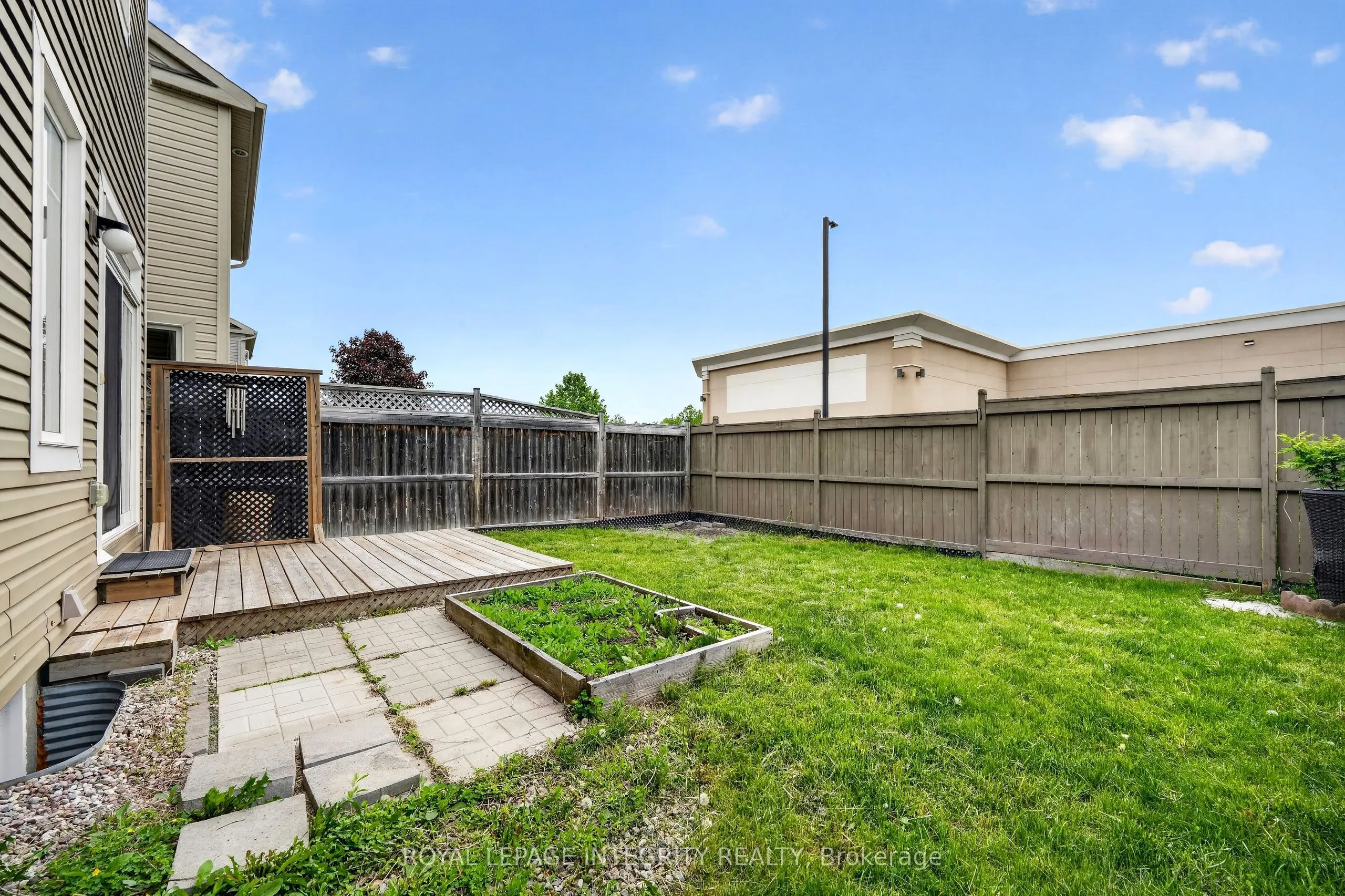 351 Gallantry Way