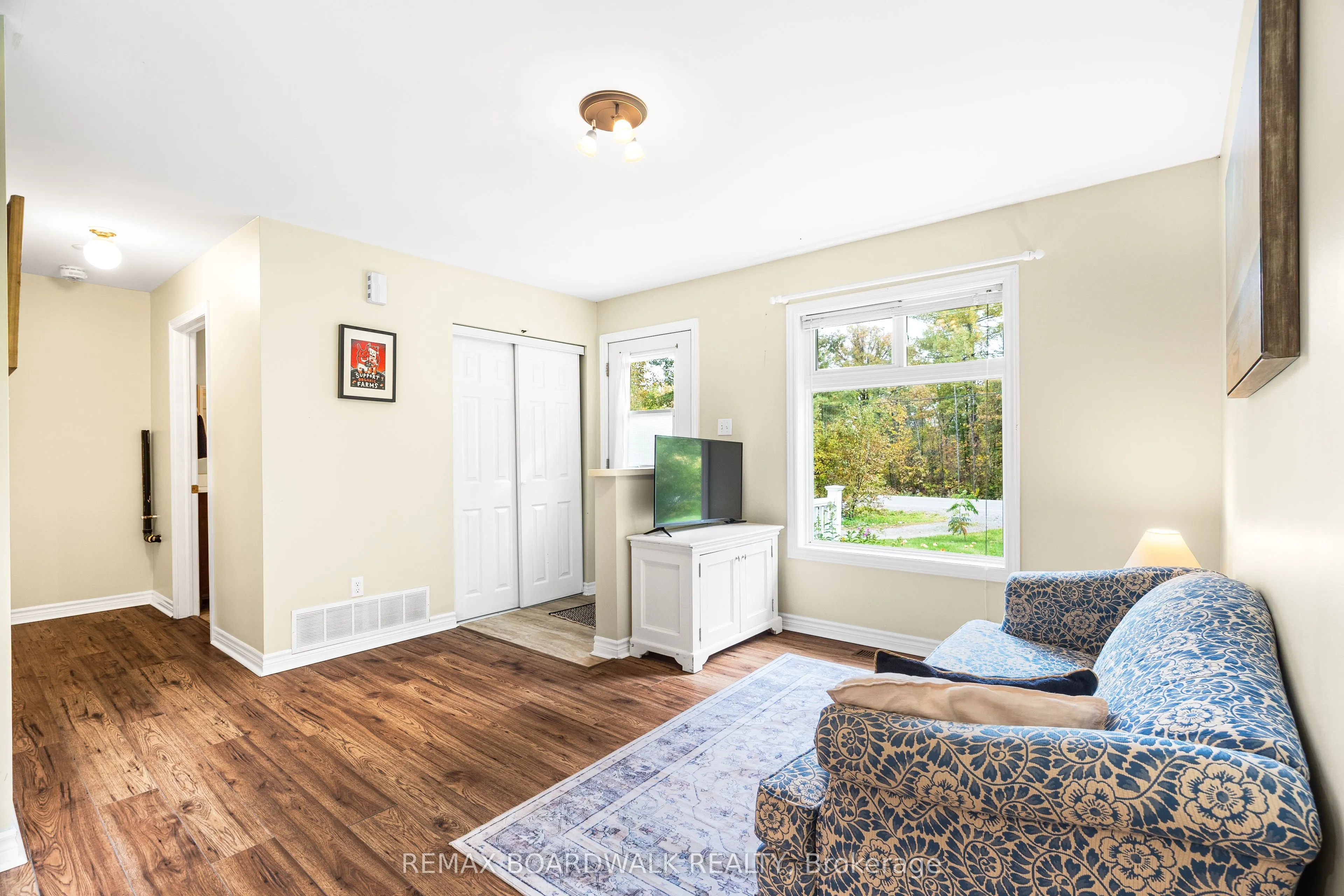 3099 8th Concession North Road