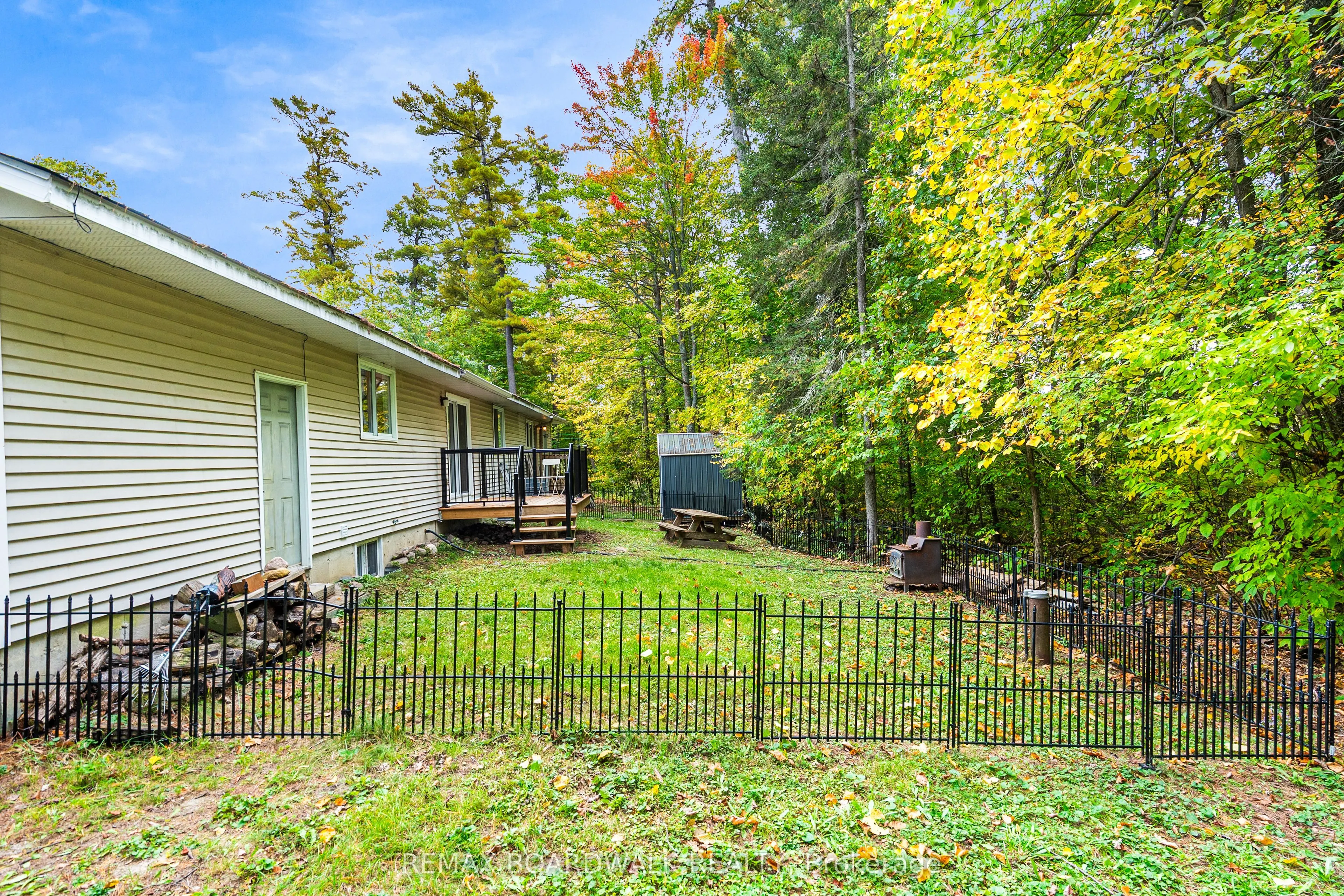 3099 8th Concession North Road