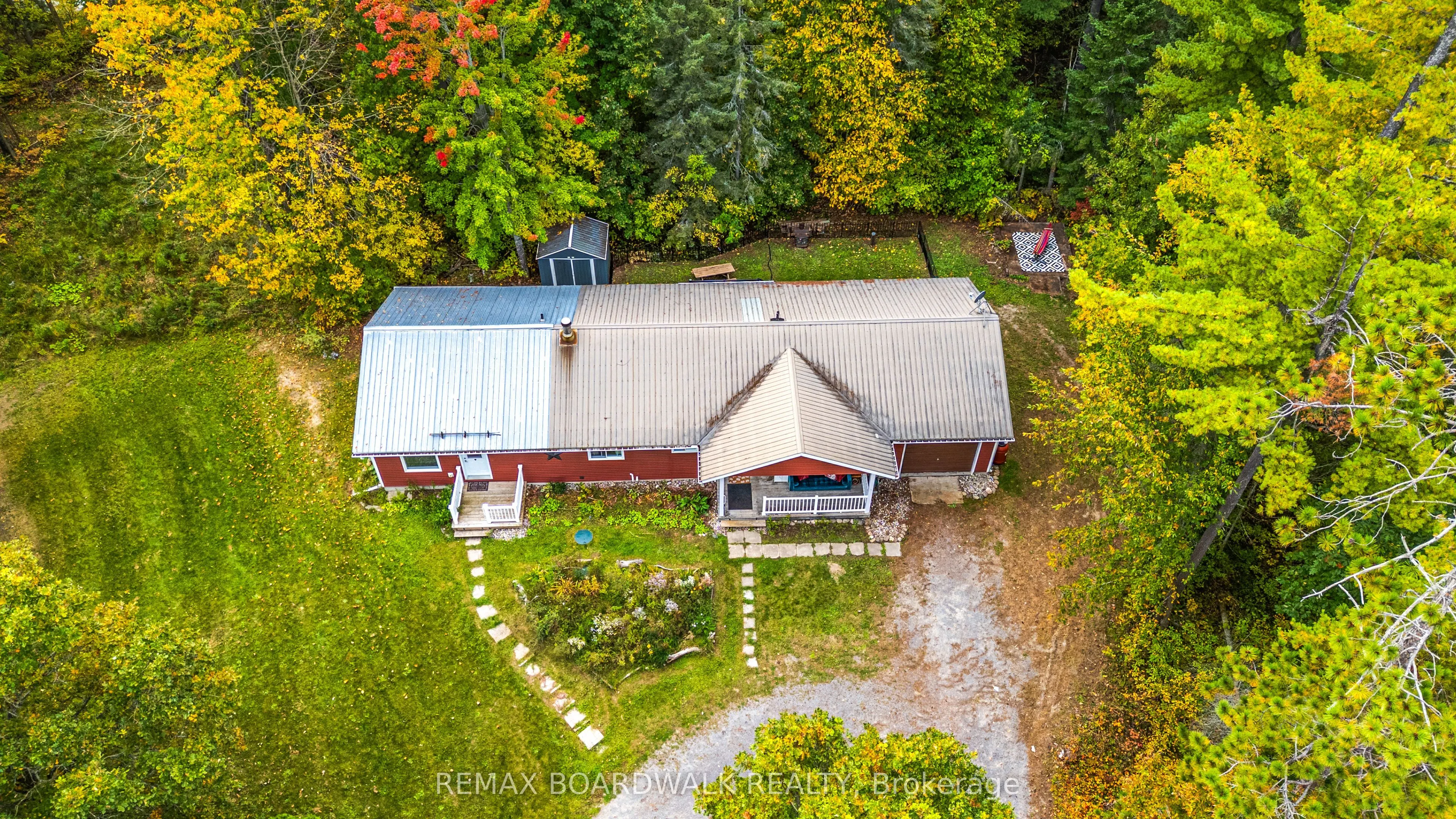3099 8th Concession North Road