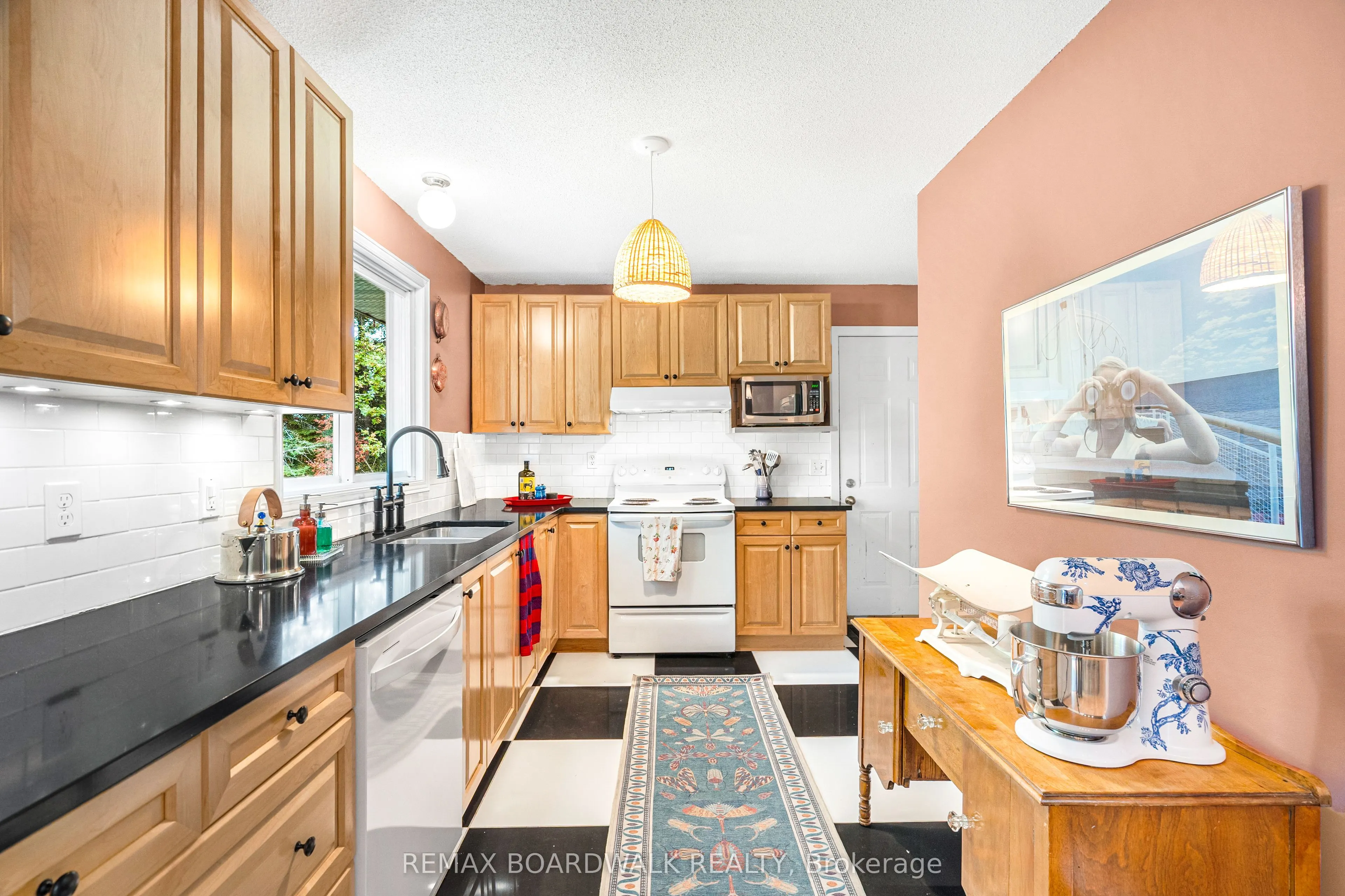 3099 8th Concession North Road