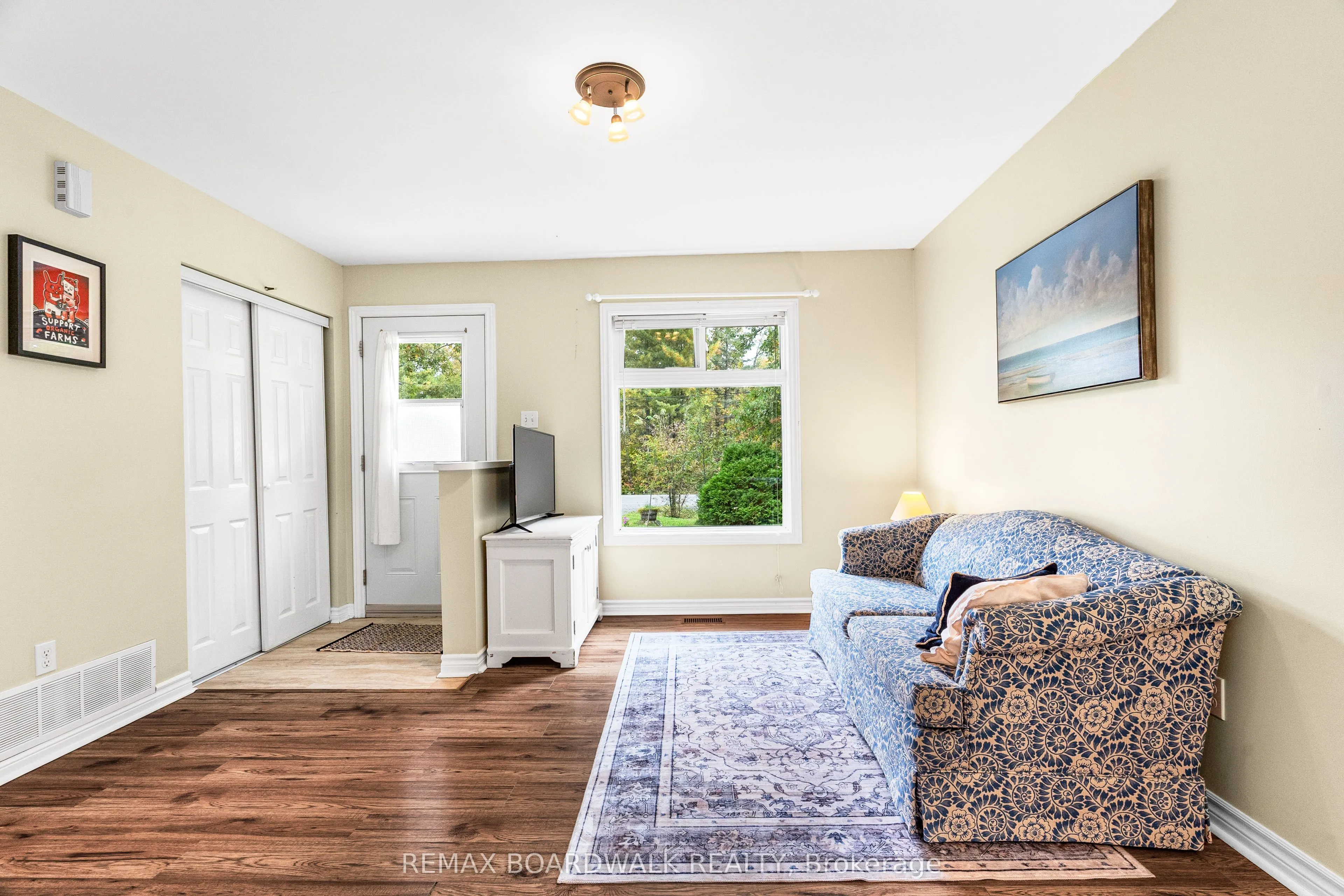 3099 8th Concession North Road