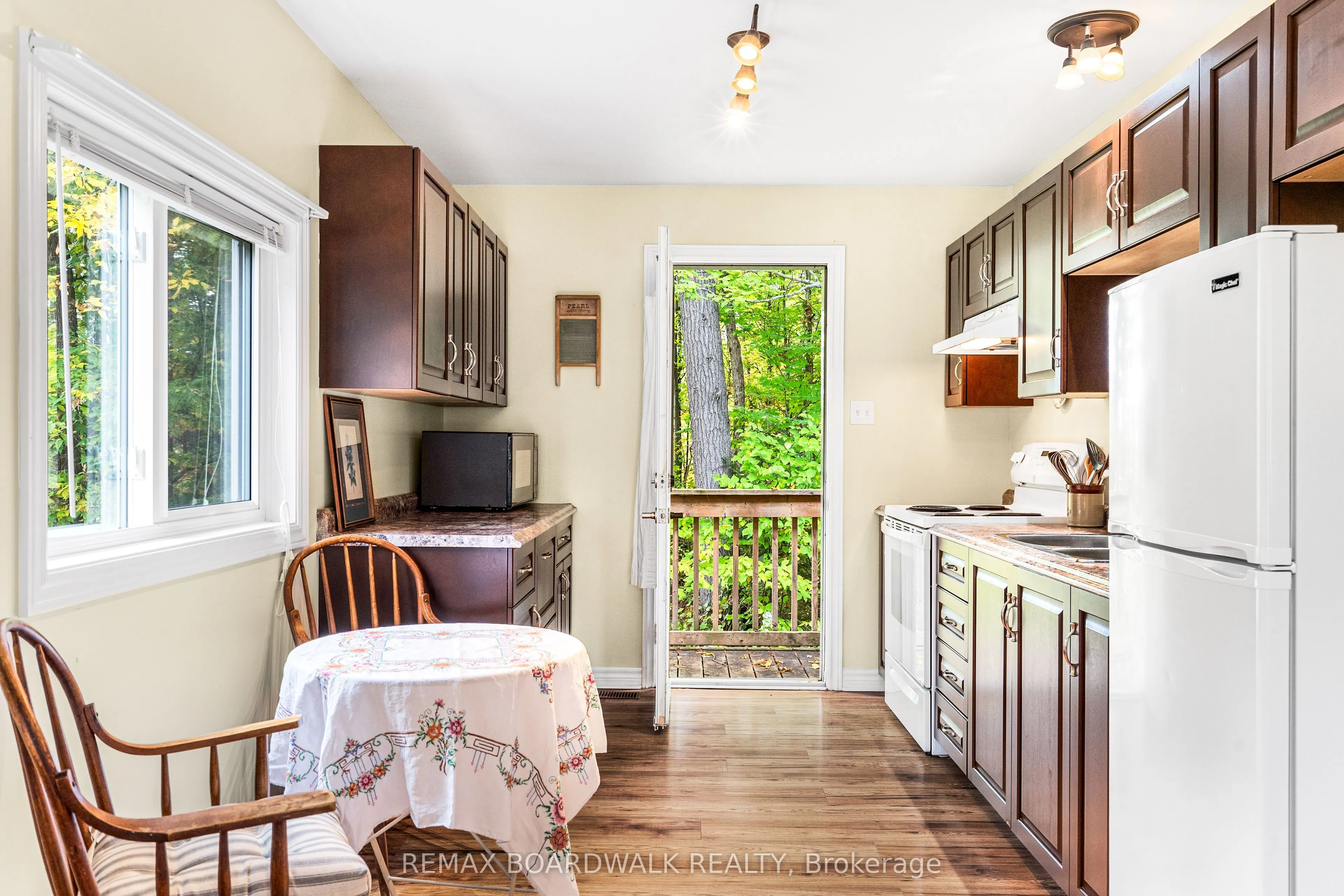 3099 8th Concession North Road