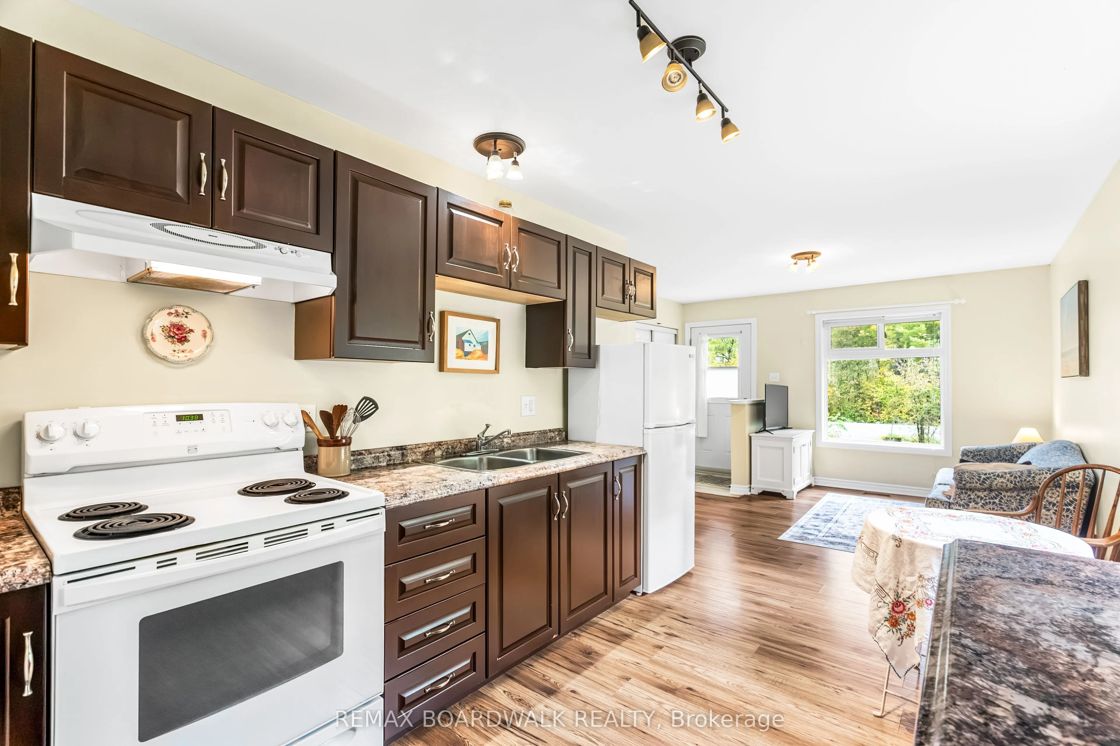 3099 8th Concession North Road
