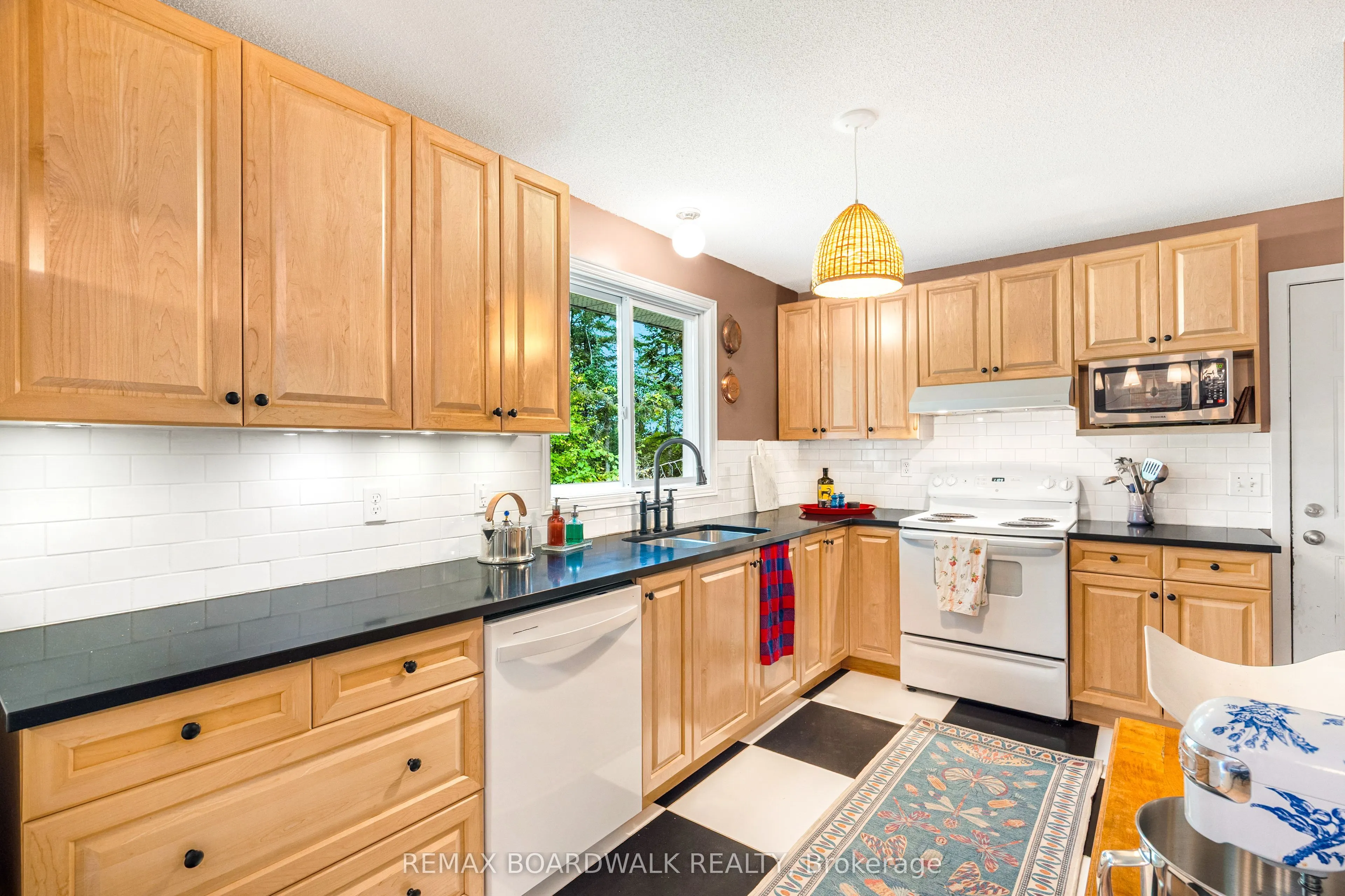 3099 8th Concession North Road