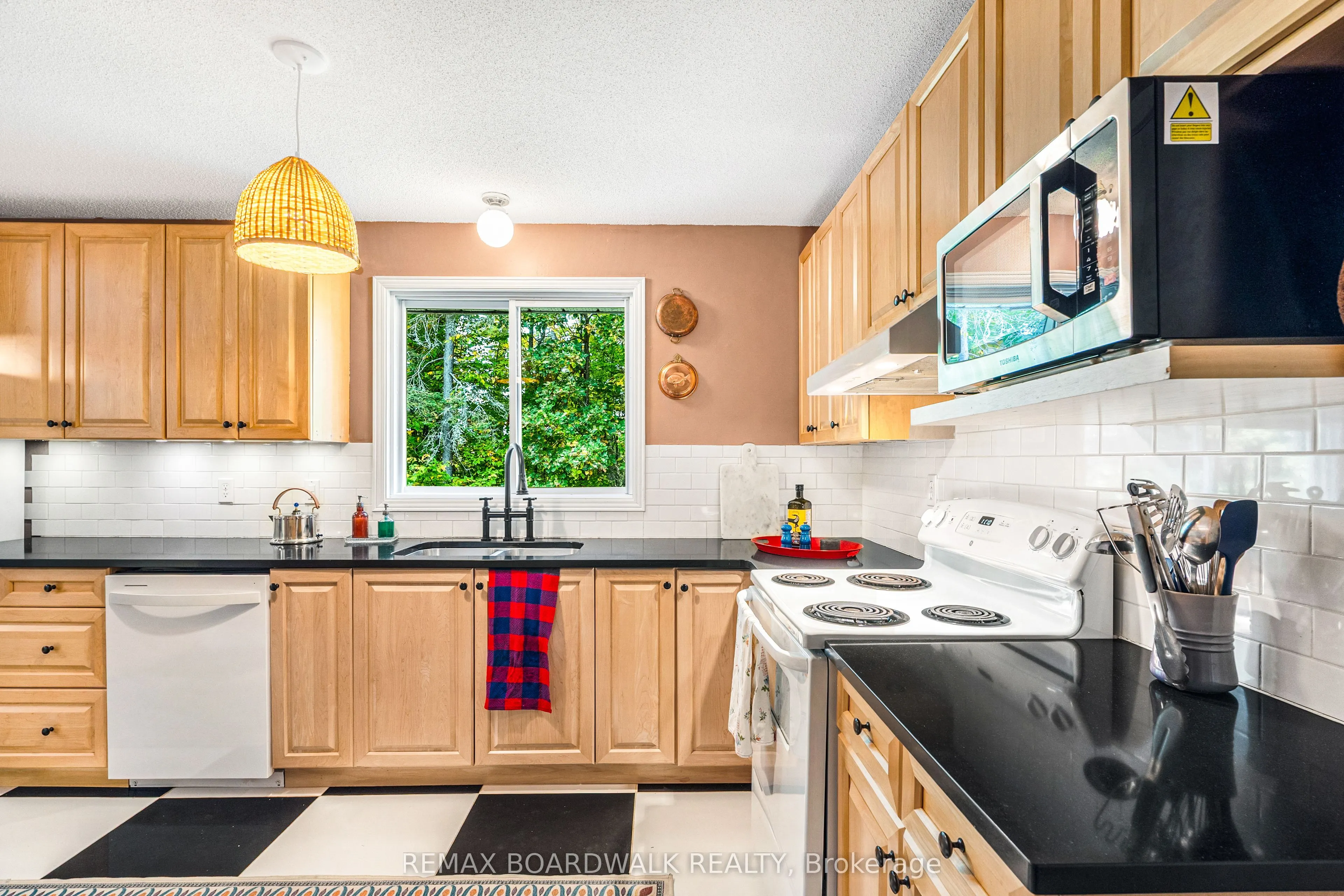 3099 8th Concession North Road