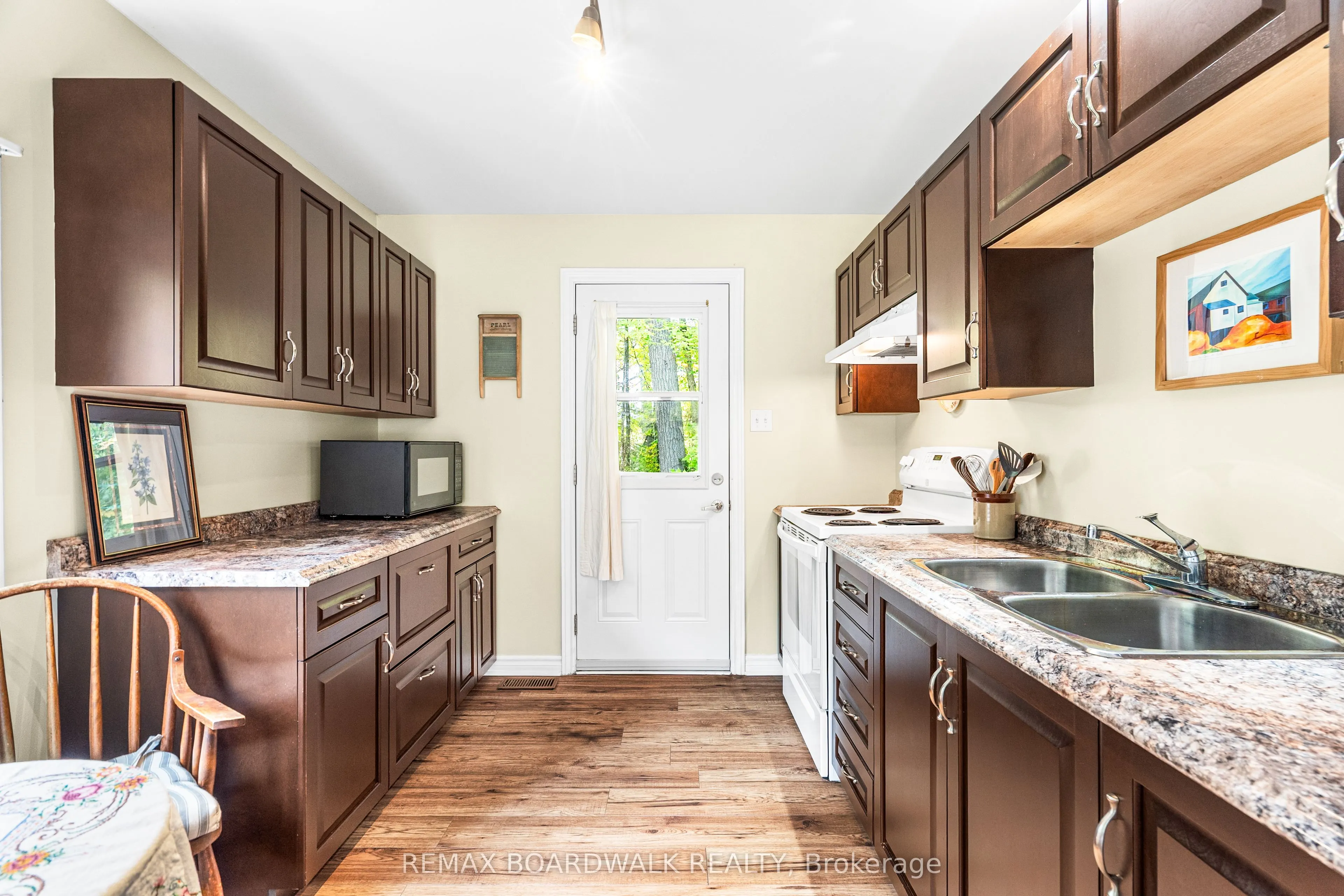 3099 8th Concession North Road