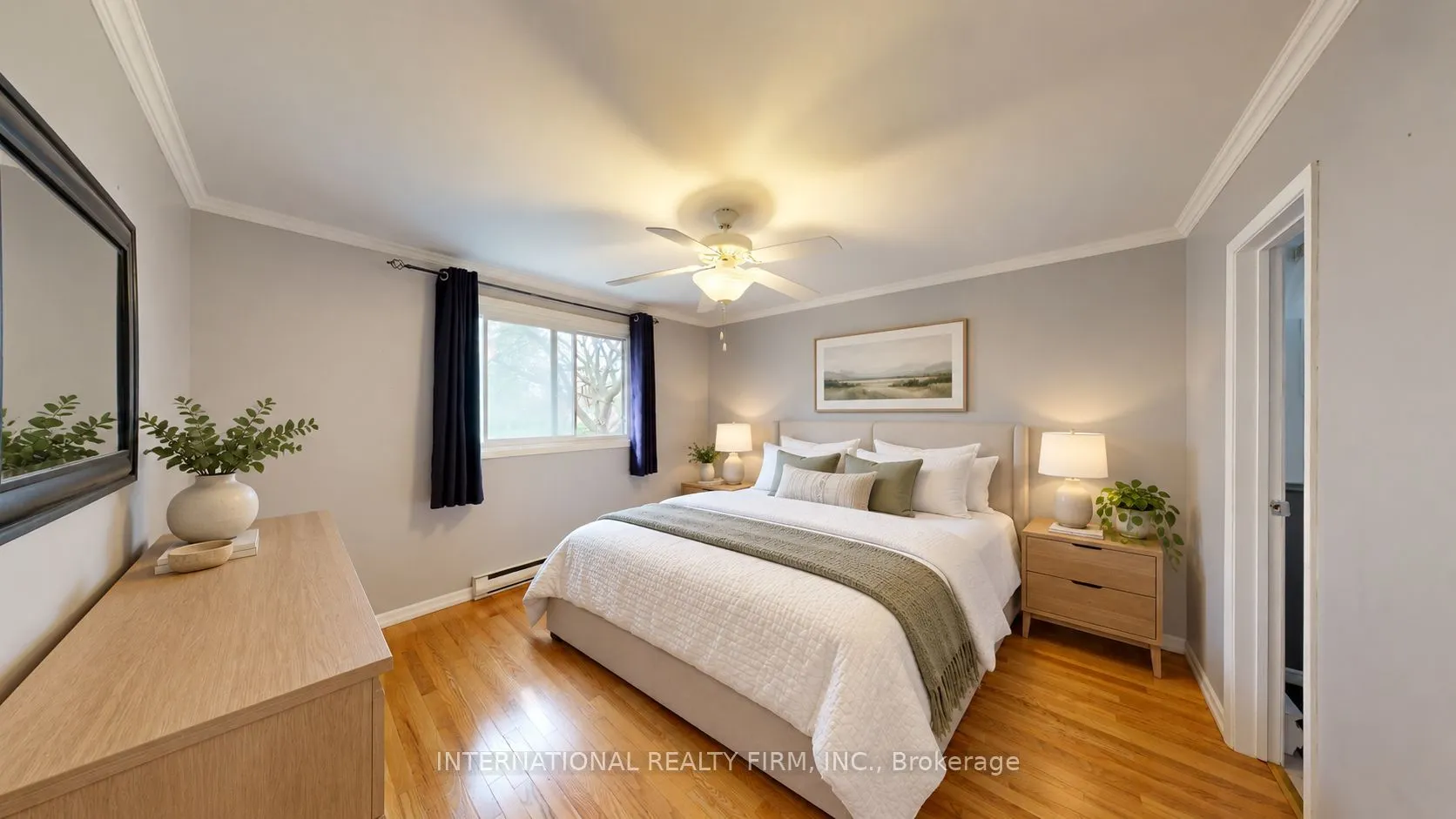 9 Vaughan Avenue