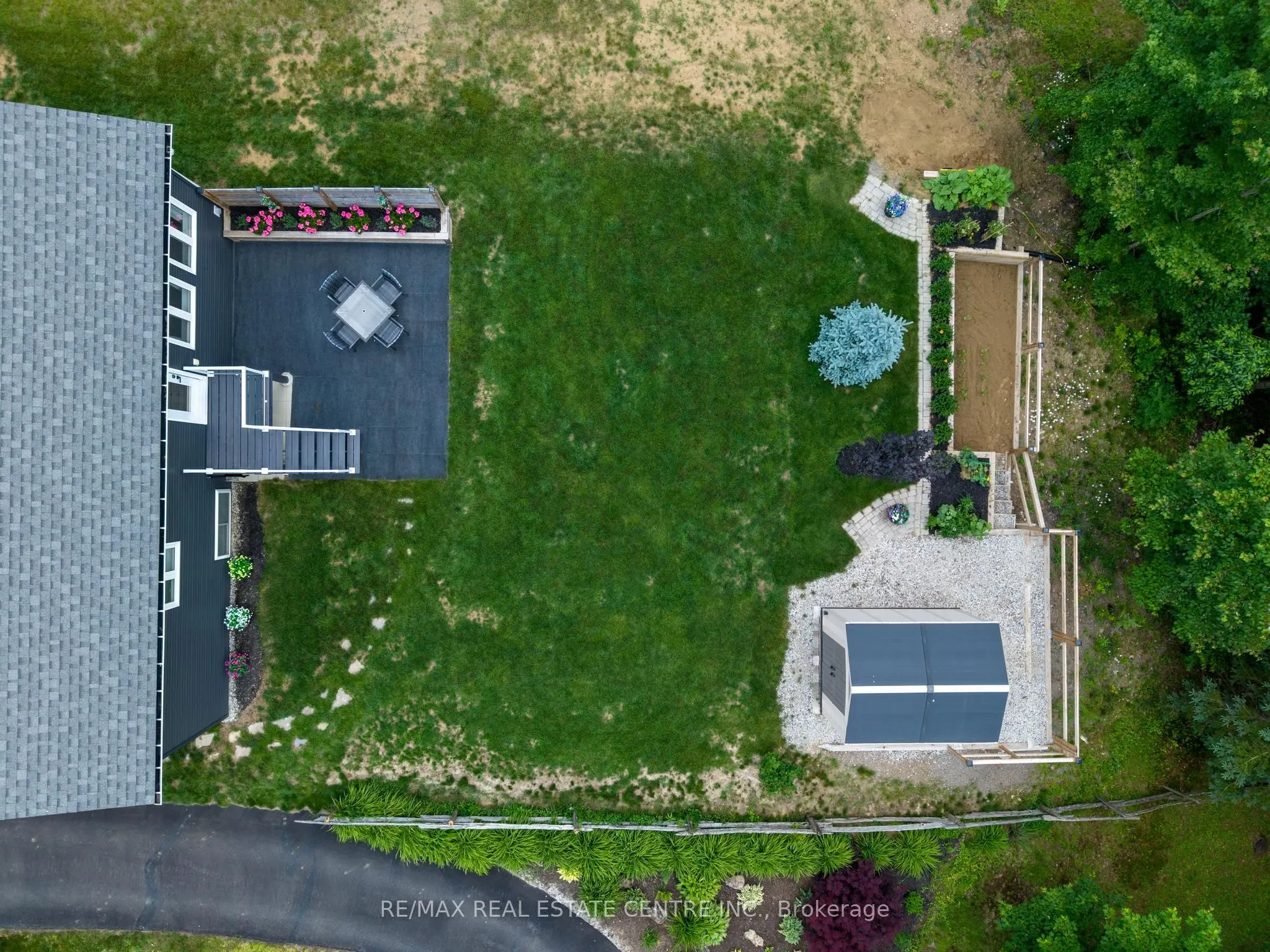 16 Williams Drive