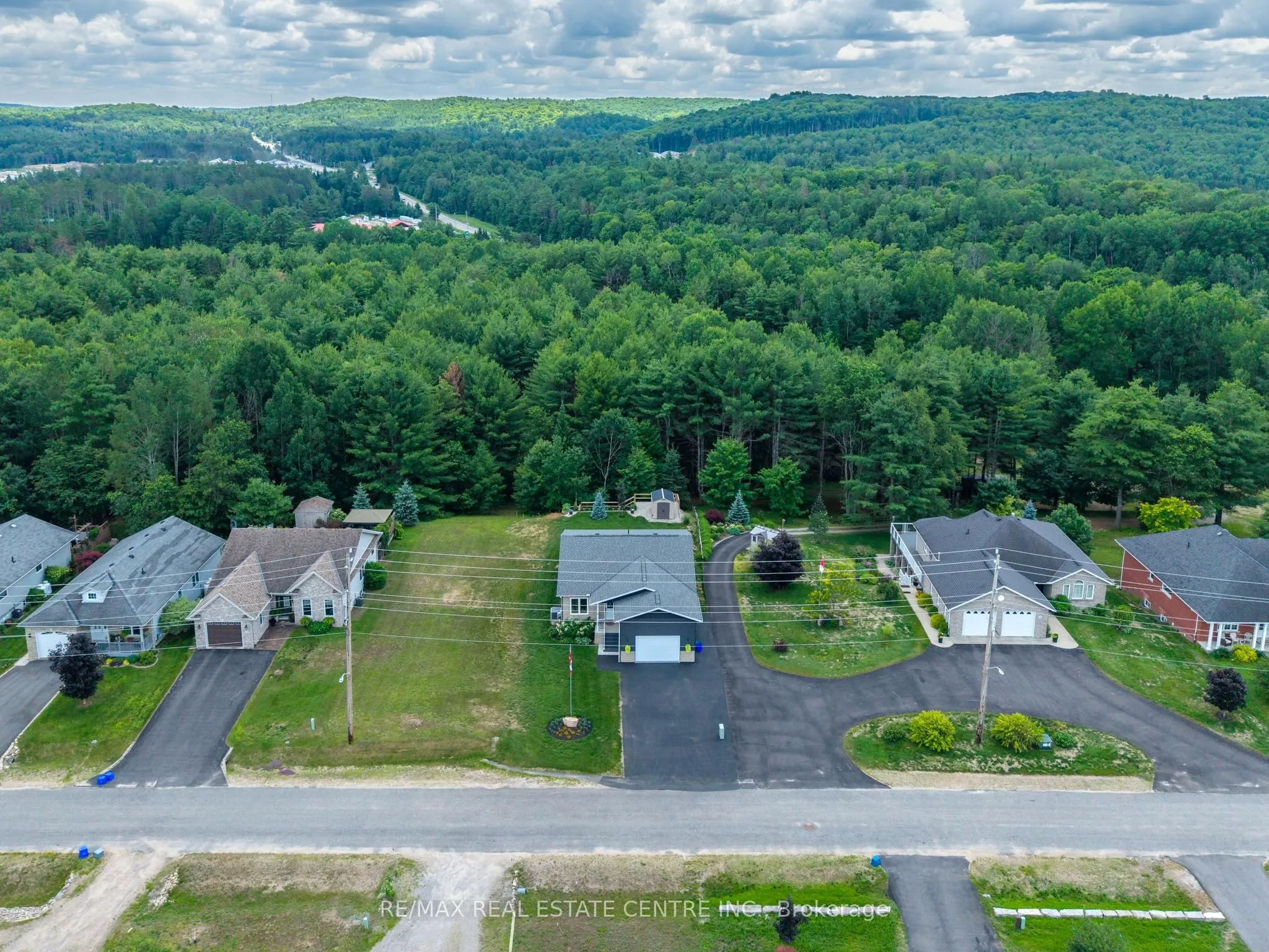 16 Williams Drive