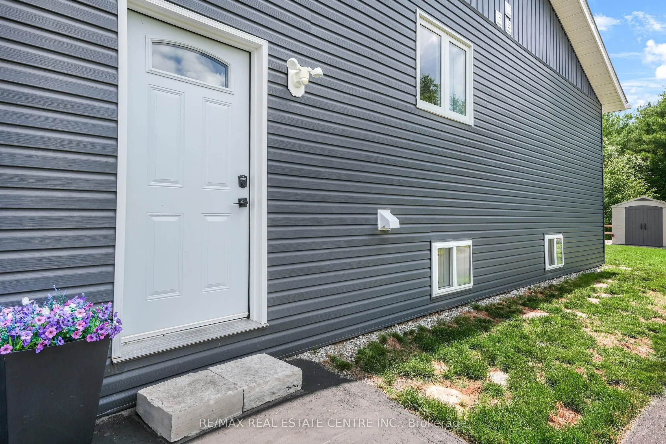 16 Williams Drive
