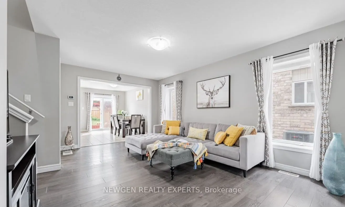 111 JOHN BRABSON Crescent