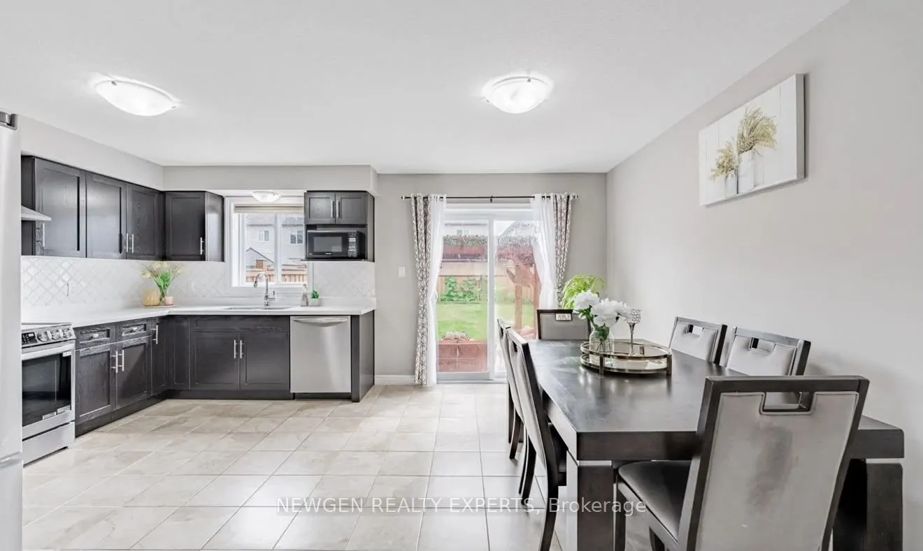111 JOHN BRABSON Crescent